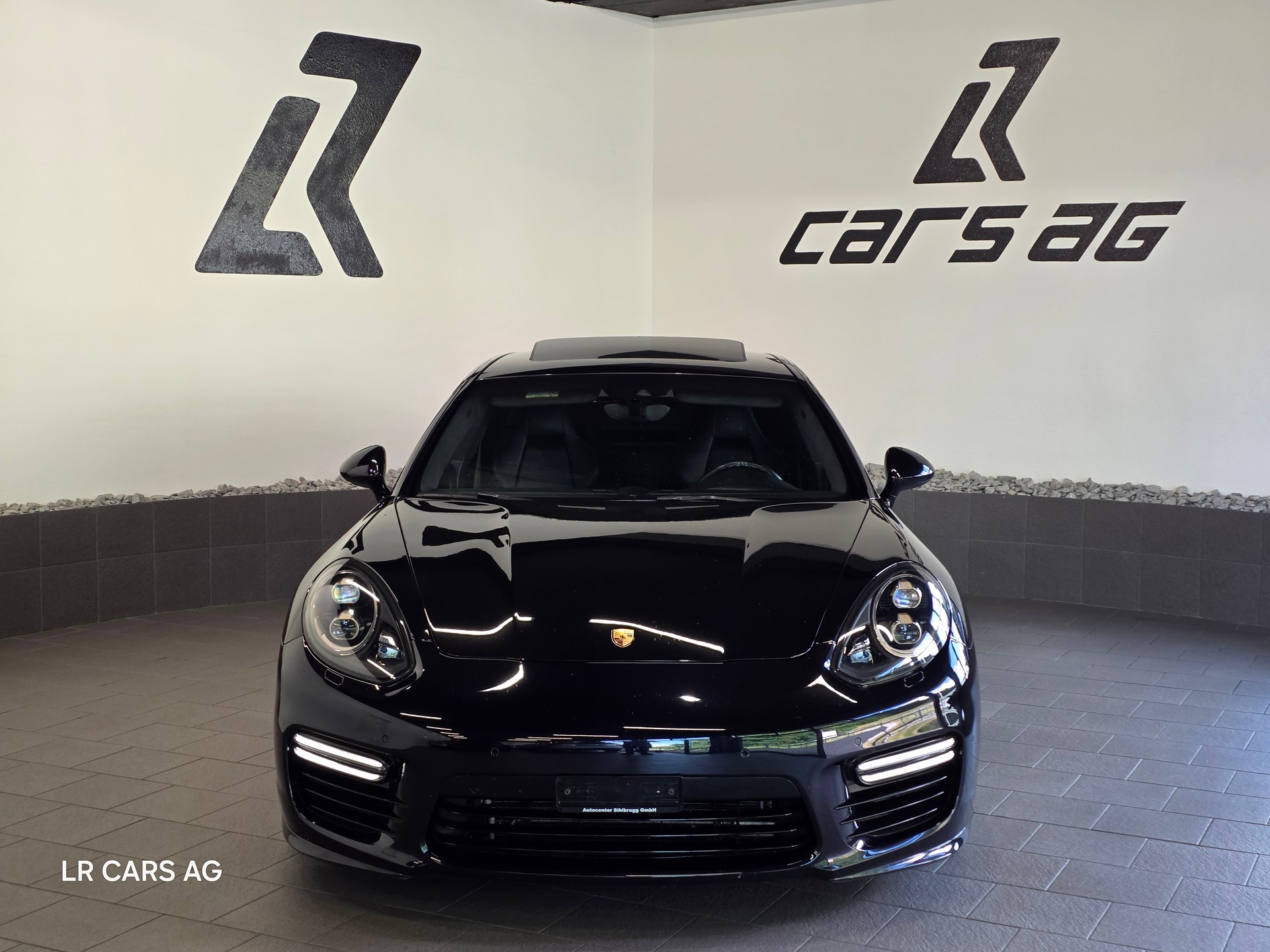 PORSCHE 4.8 V8 GTS PDK-image-2