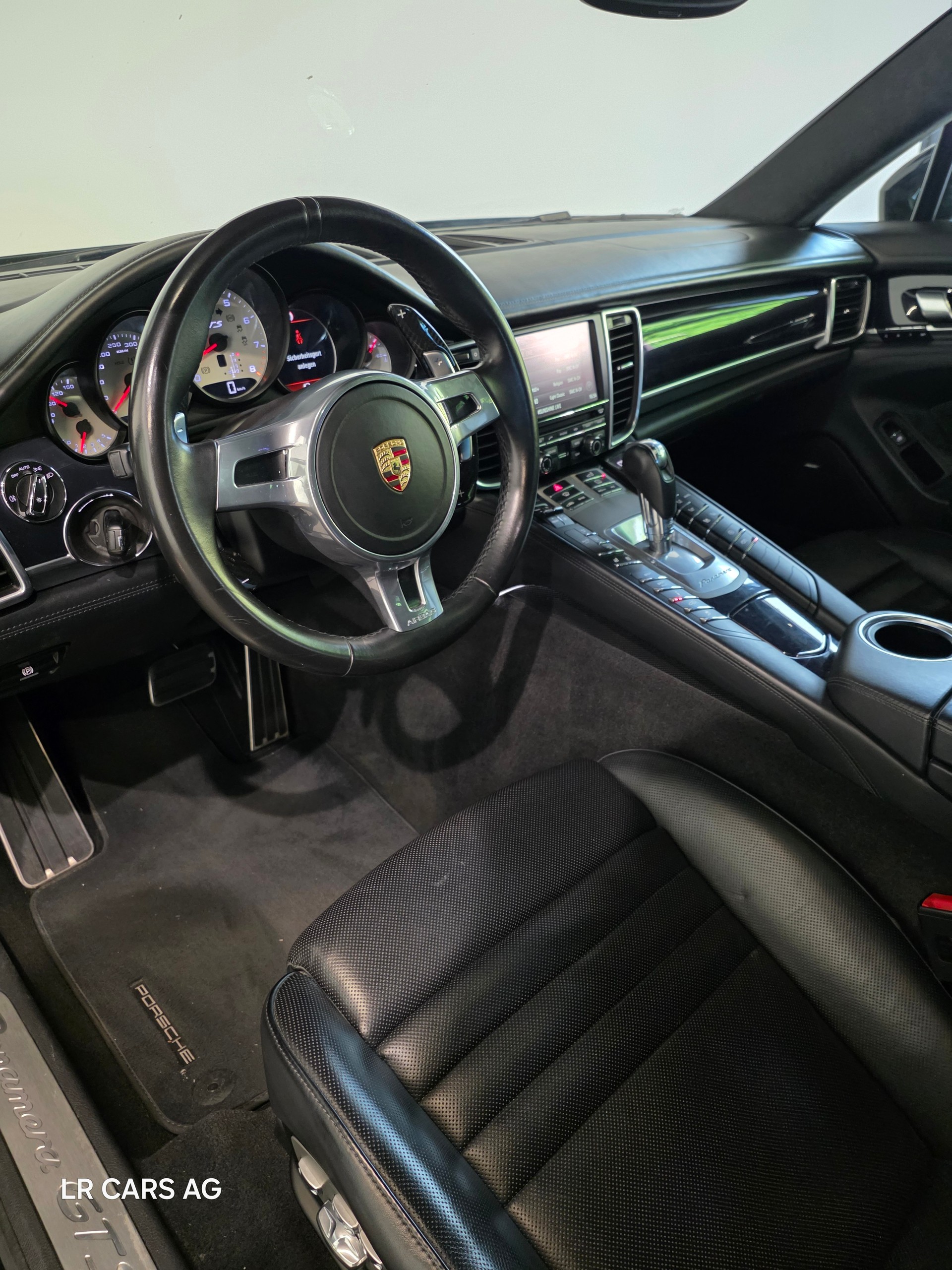 PORSCHE 4.8 V8 GTS PDK-image-6