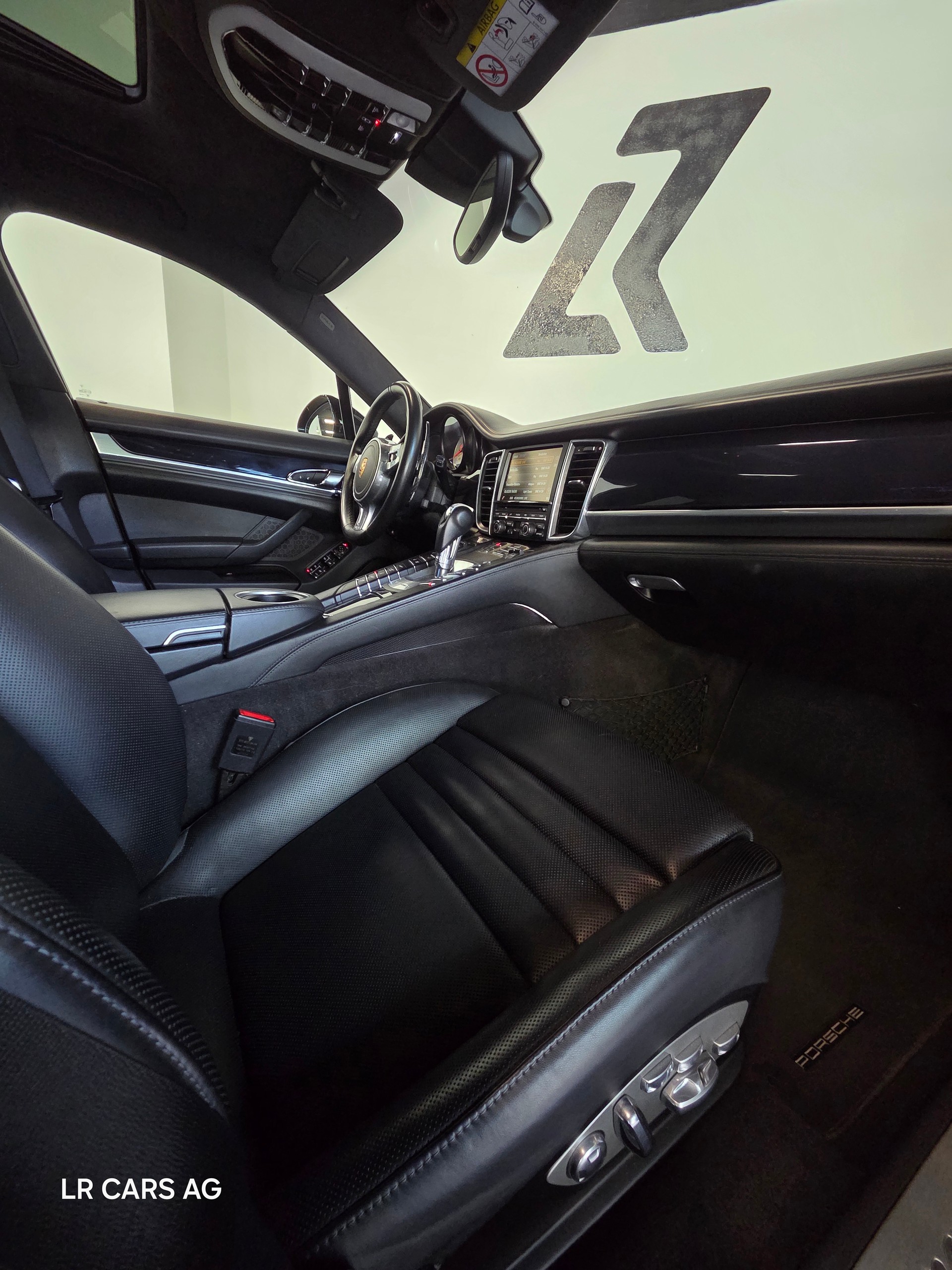PORSCHE 4.8 V8 GTS PDK-image-9
