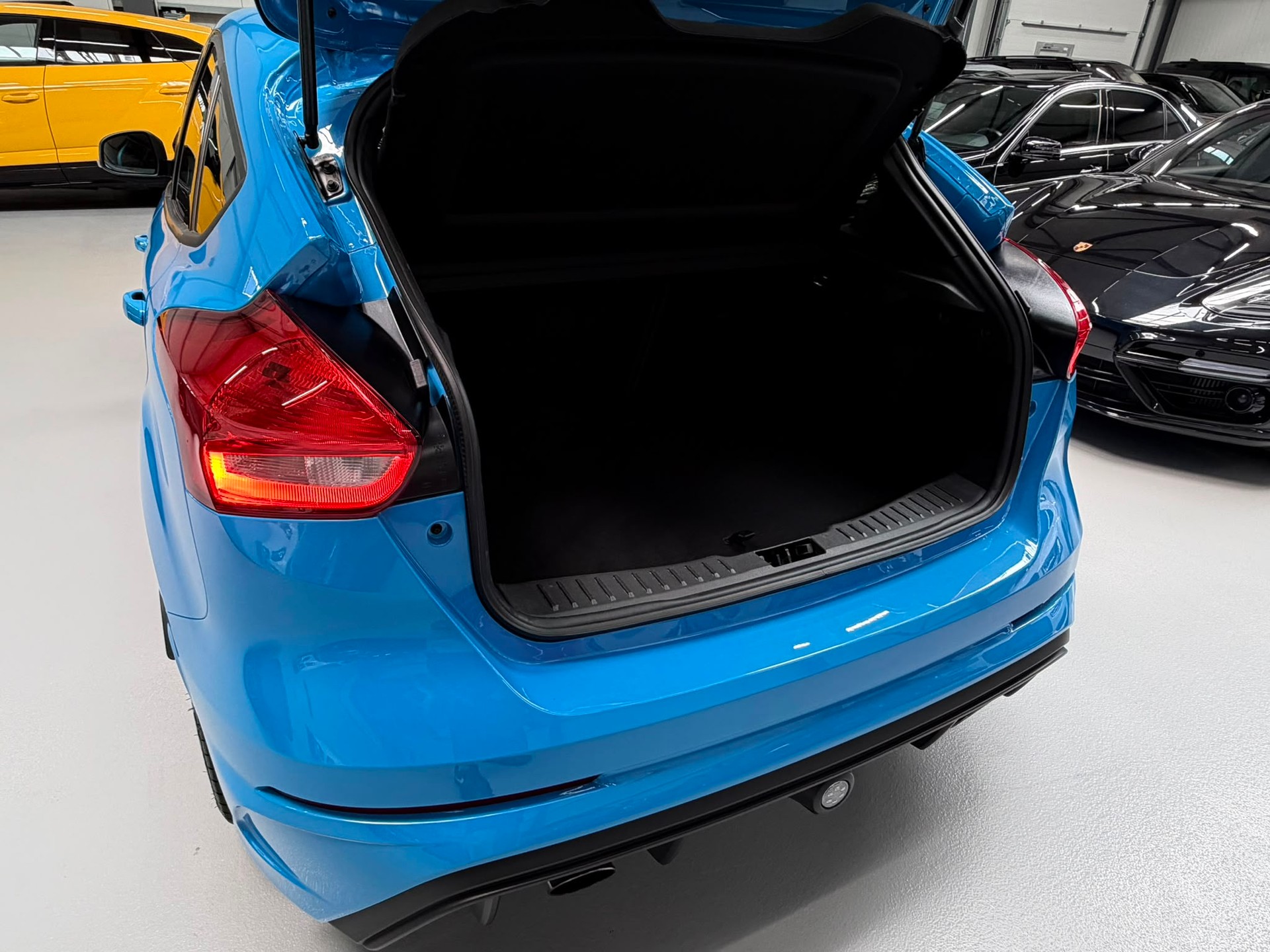 FORD Focus 2.3 EcoBoost RS+ AWD-image-26