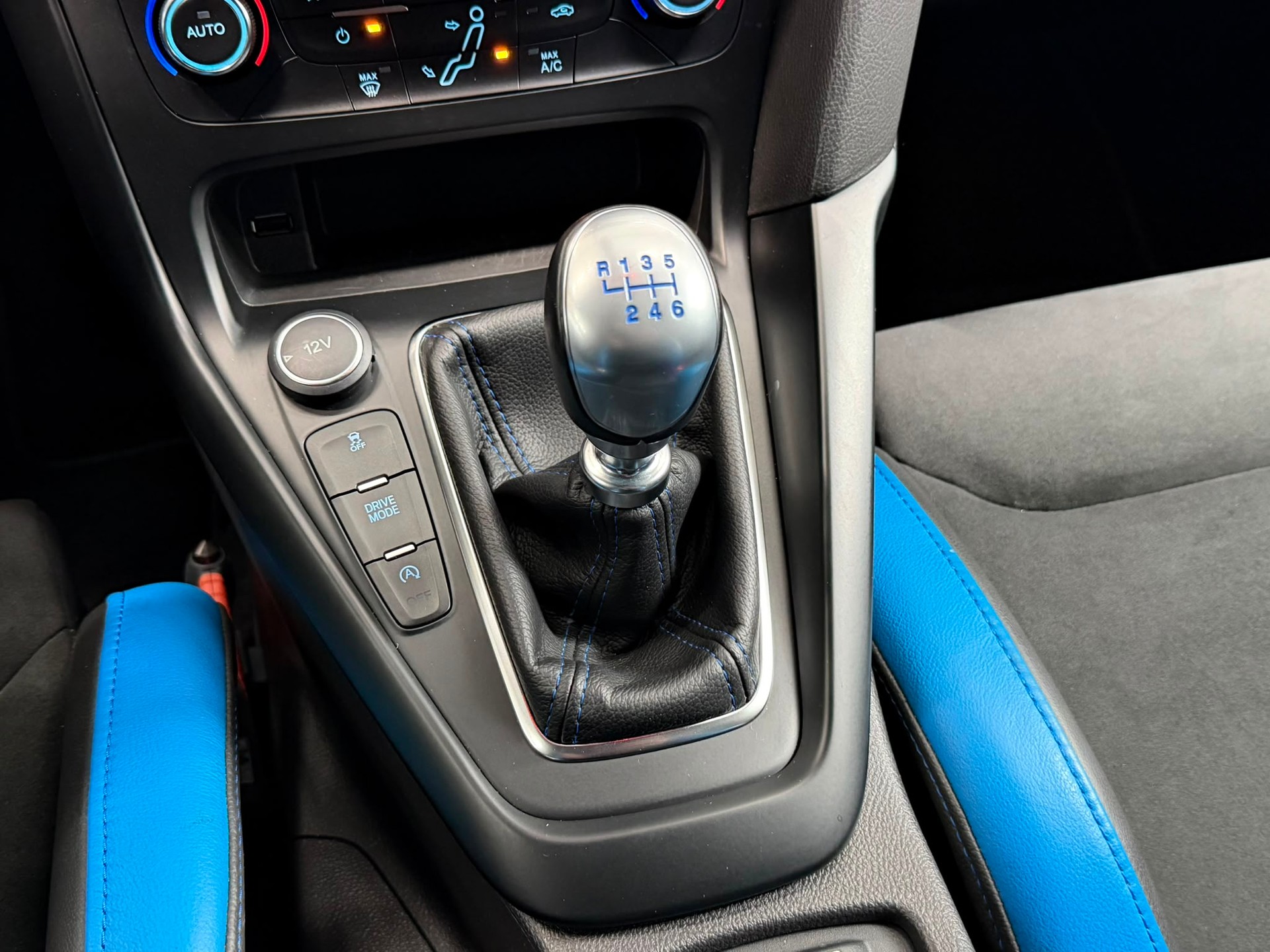 FORD Focus 2.3 EcoBoost RS+ AWD-image-20