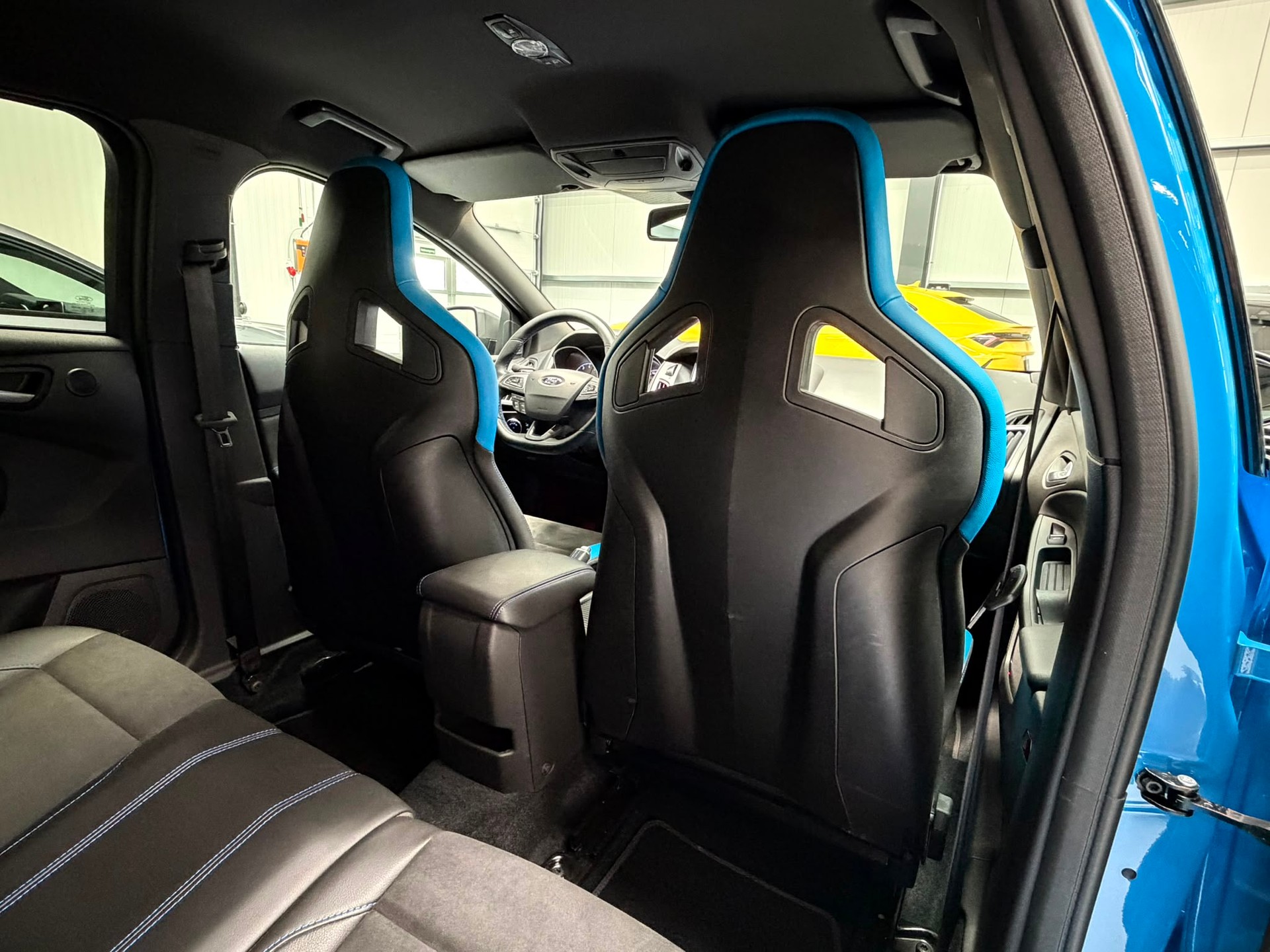 FORD Focus 2.3 EcoBoost RS+ AWD-image-27