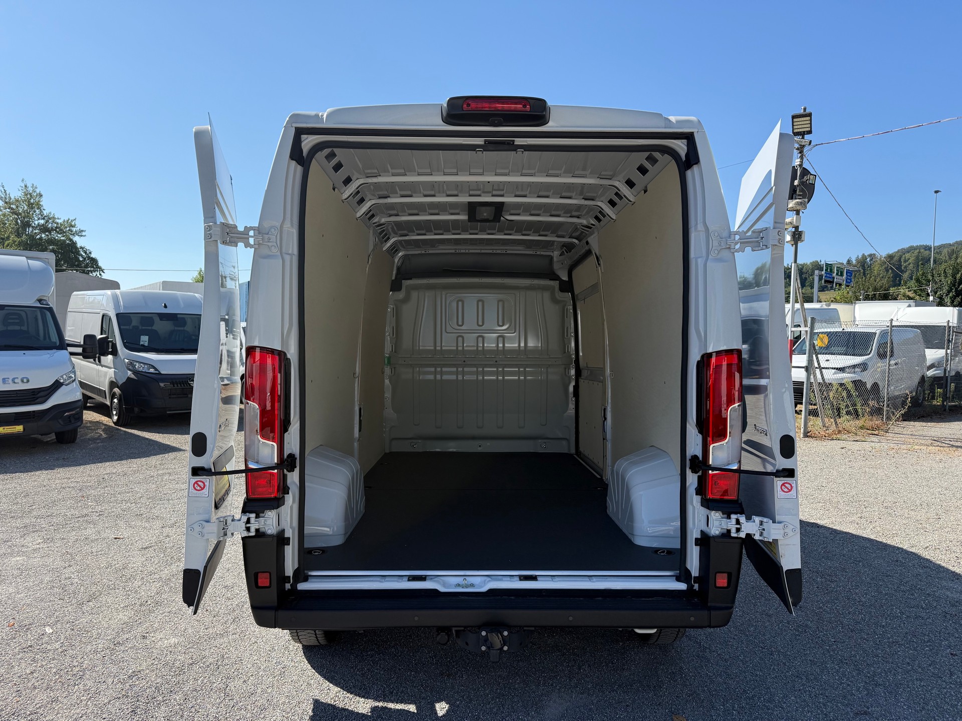 CITROEN Jumper 35+ Heavy 2.2 HDI L3H2 Automat Inkl. Anhängerkupplung & Verkleidung !-image-4
