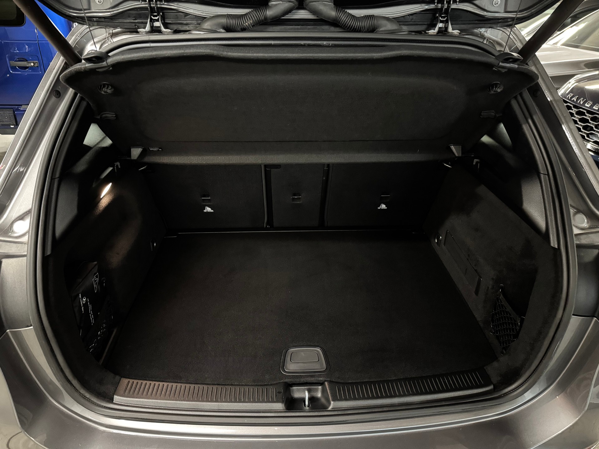 MERCEDES-BENZ B 220 4Matic AMG Line 7G-DCT-image-15