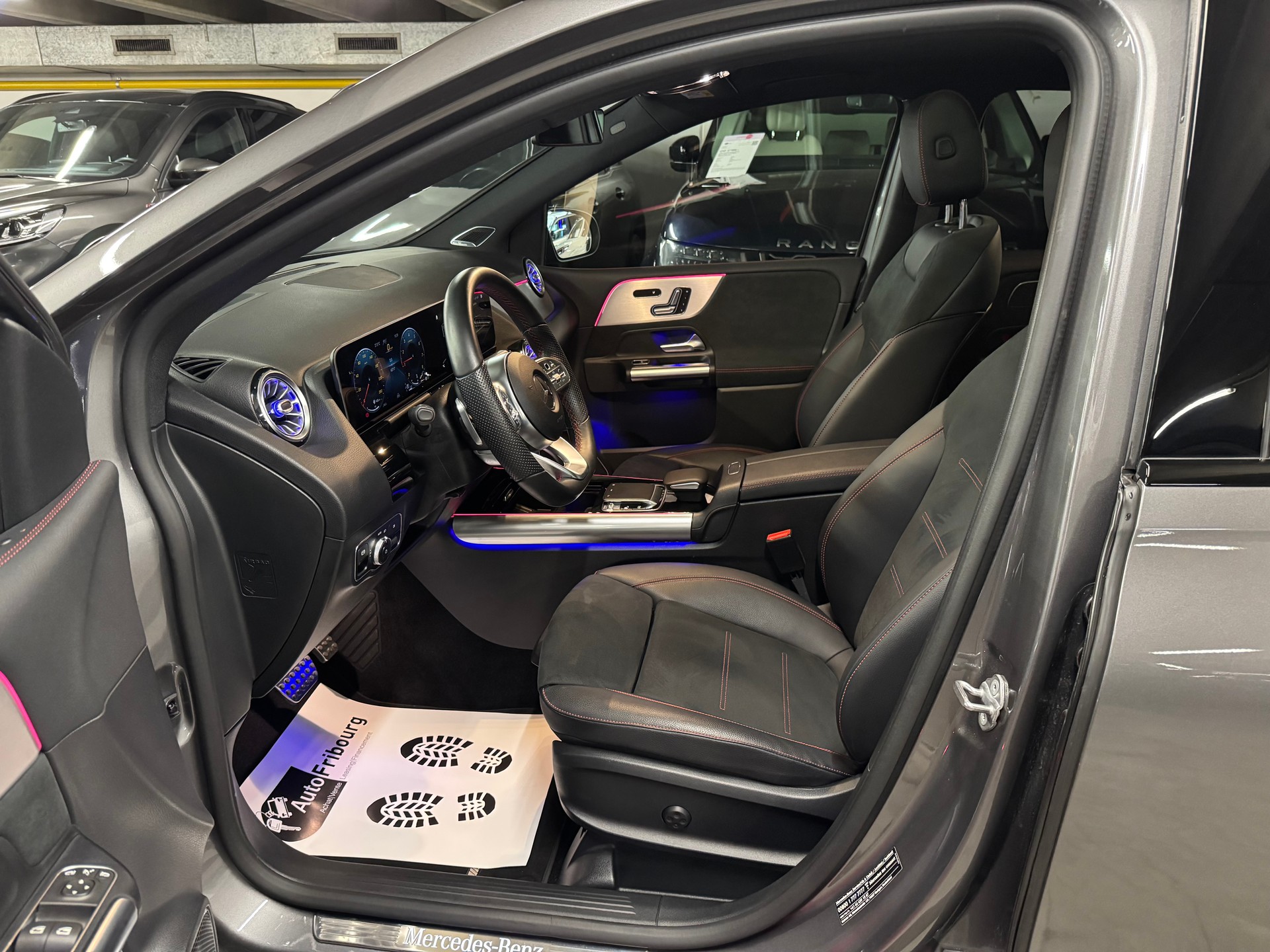 MERCEDES-BENZ B 220 4Matic AMG Line 7G-DCT-image-3
