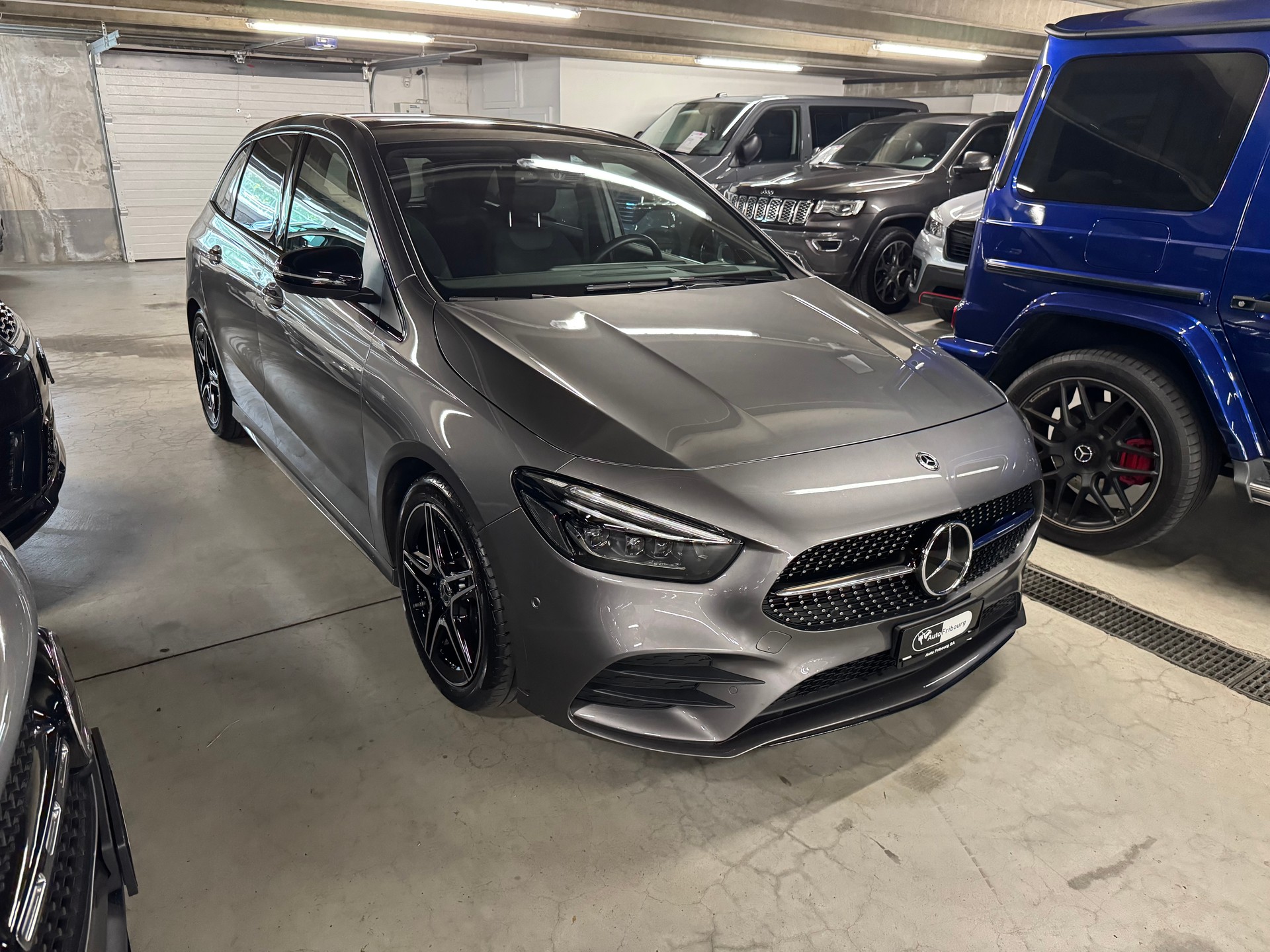 MERCEDES-BENZ B 220 4Matic AMG Line 7G-DCT-image-0
