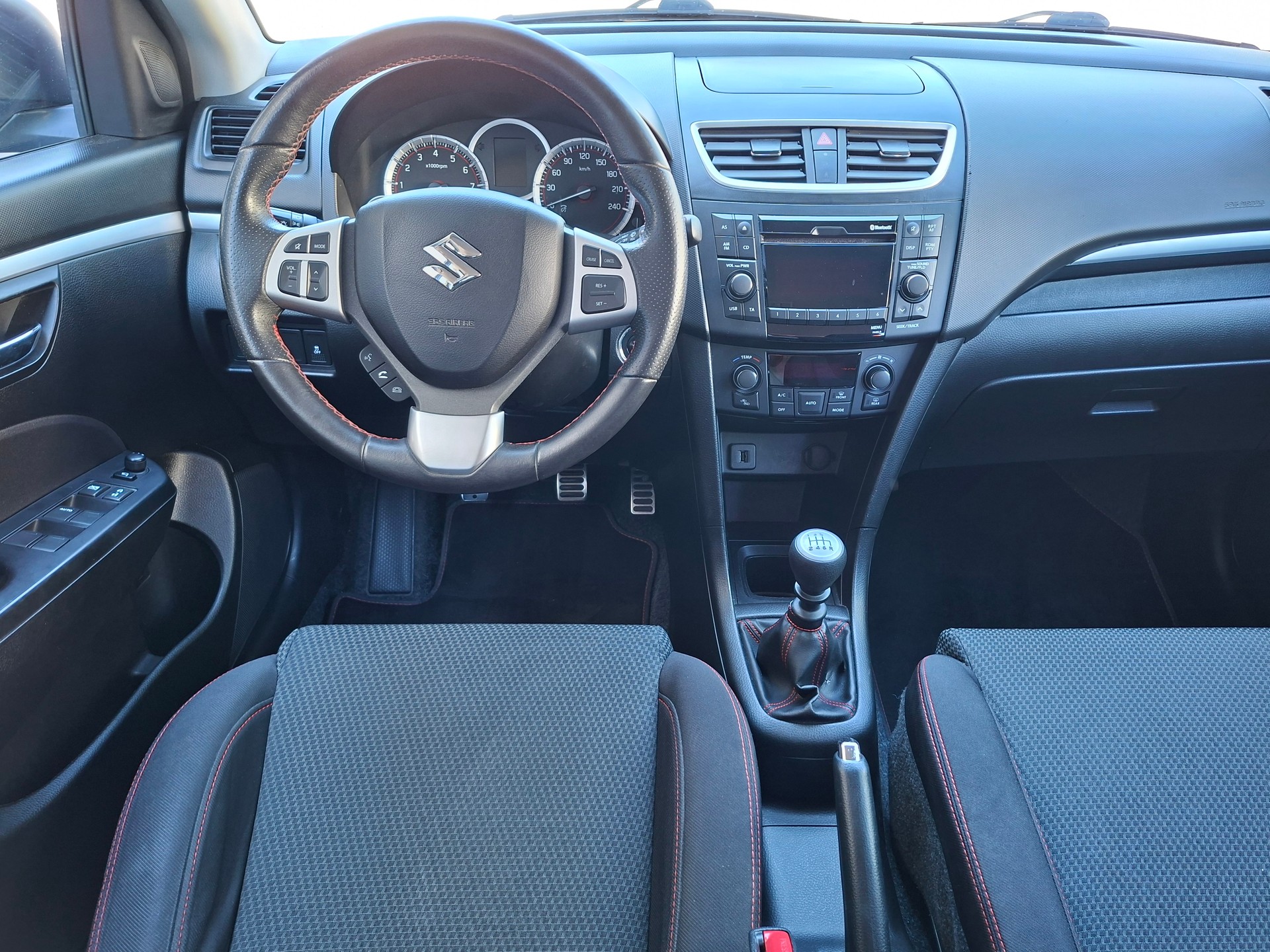 SUZUKI Swift 1.6i 16V Sport Sergio Cellano Top-image-8