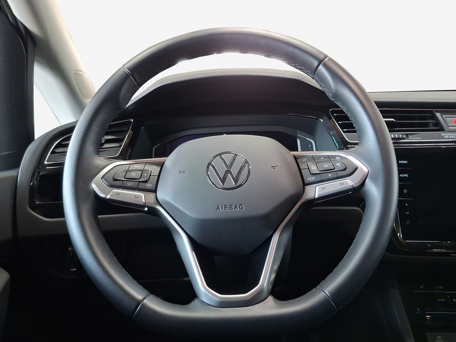 VW Touran 1.5 TSI EVO Highline DSG-image-9