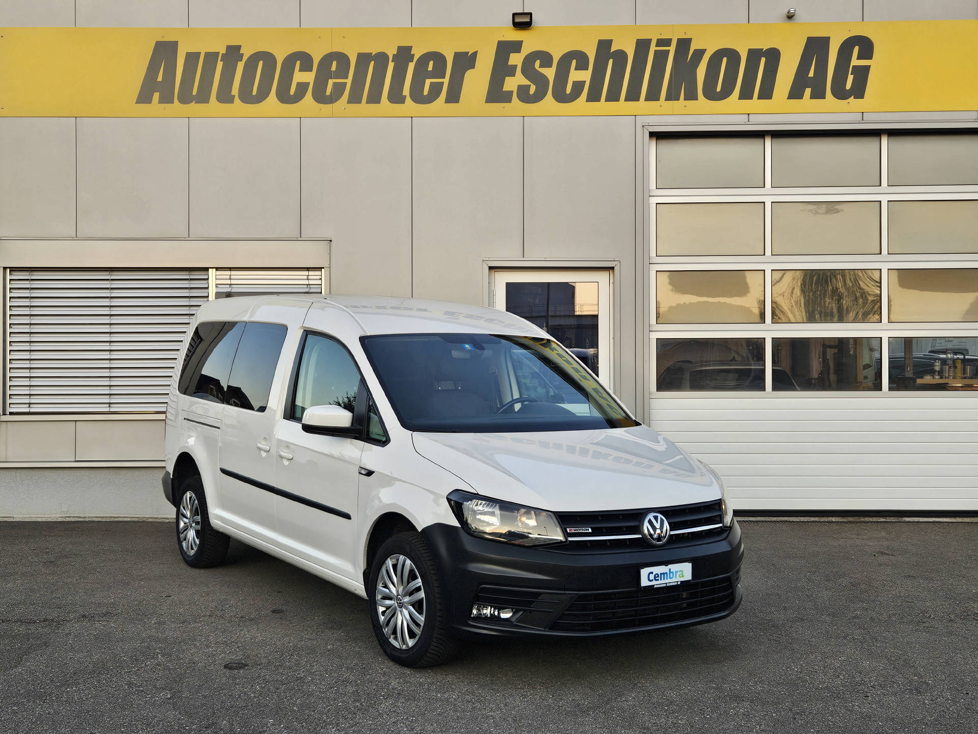 VW Caddy Maxi 2.0 TDI Trendline 4m * 5 Plätzer * Klima * AHK * Navi * Frisch ab MFK *-showroom-element-1