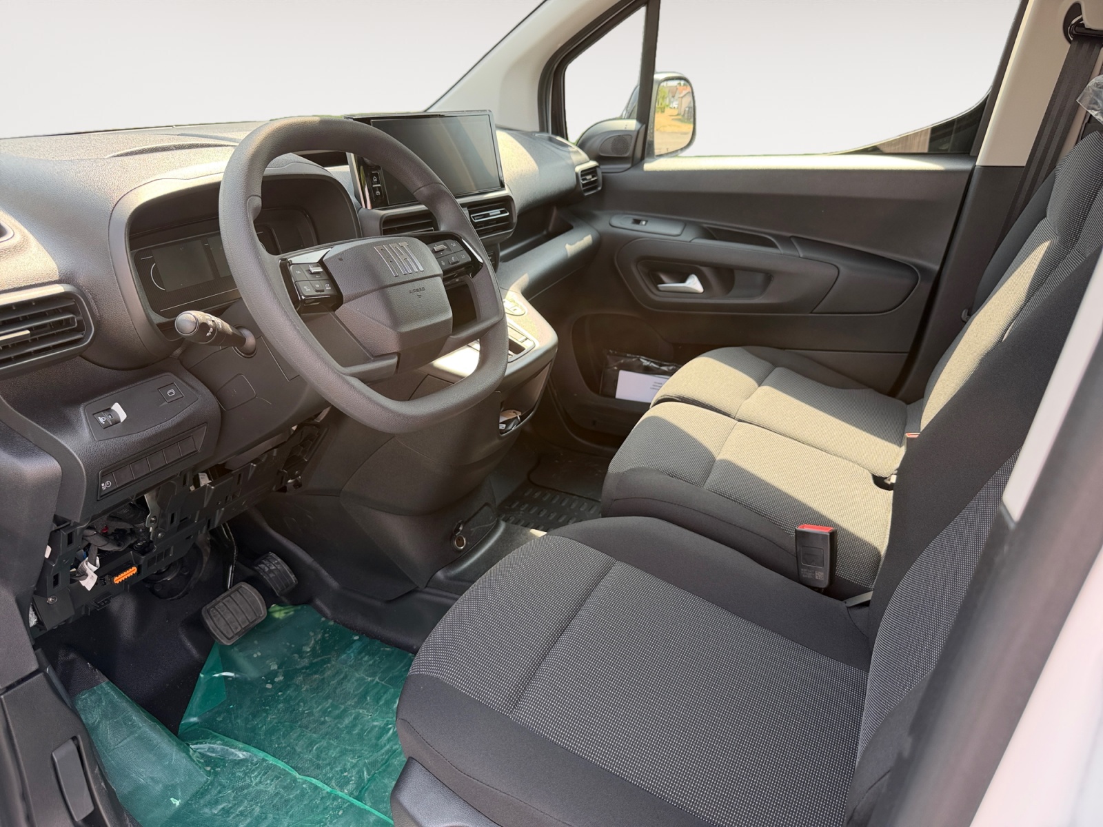 FIAT E-Doblo L1 50kWh 800kg Easy Pro-image-6