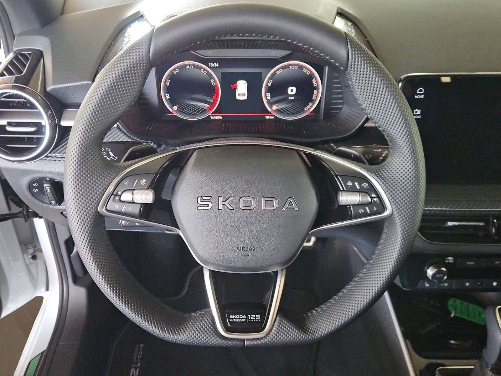 SKODA Fabia 1.5 TSI Motorsport DSG-image-10