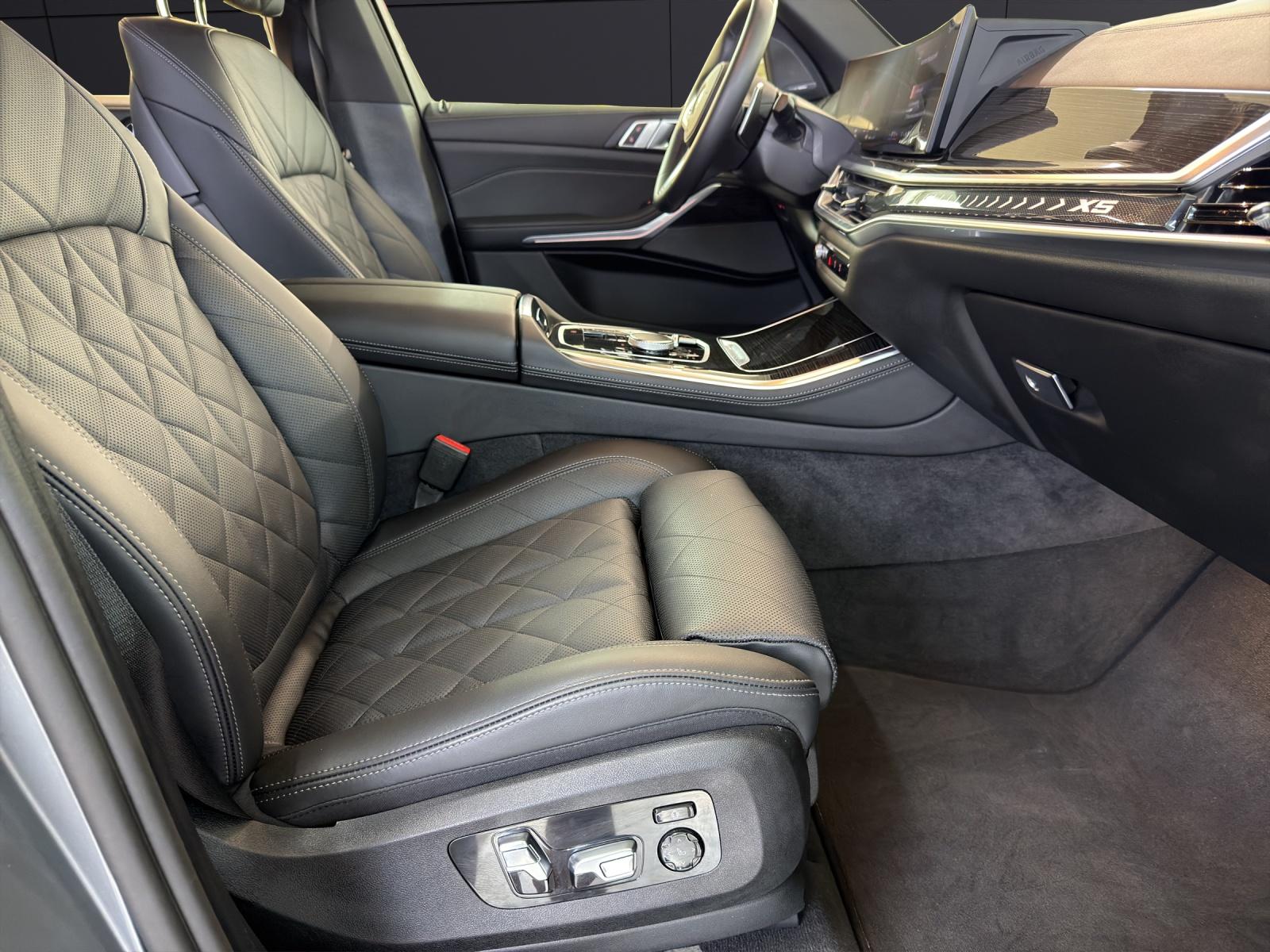 BMW X5 30d xDrive SAG-image-14