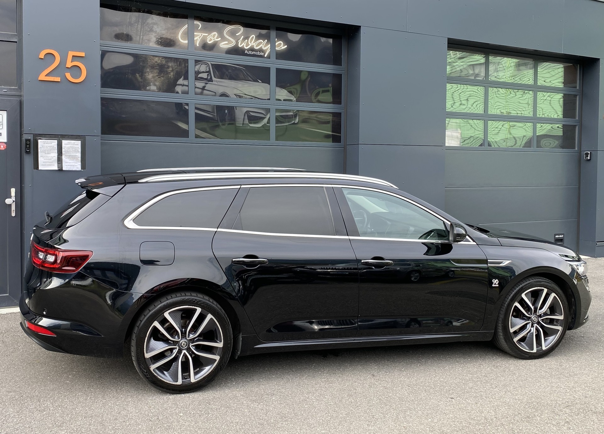 RENAULT Talisman Grandtour 1.6 TCe 90th Anniversary EDC-image-30