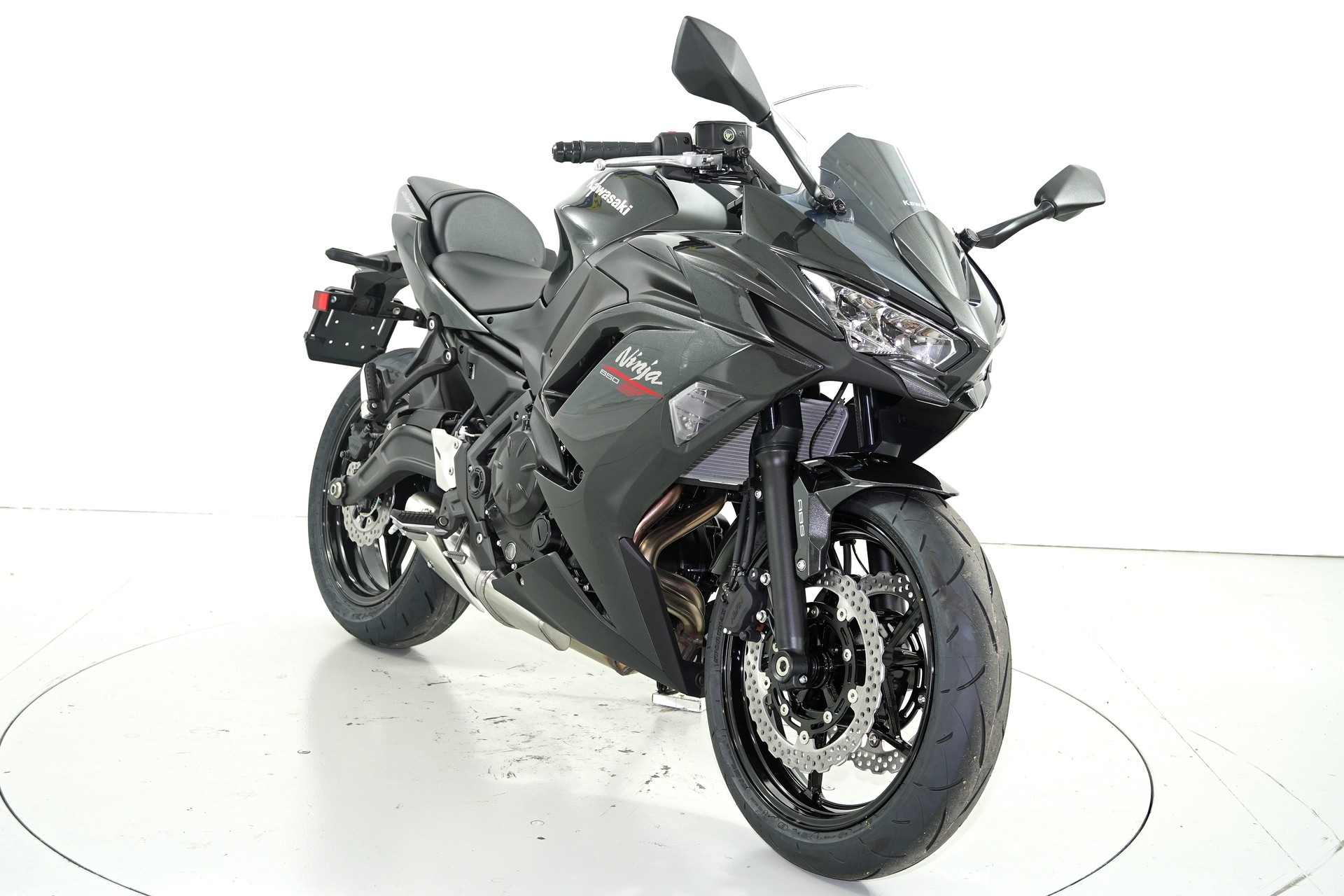 KAWASAKI NINJA 650-showroom-element-1
