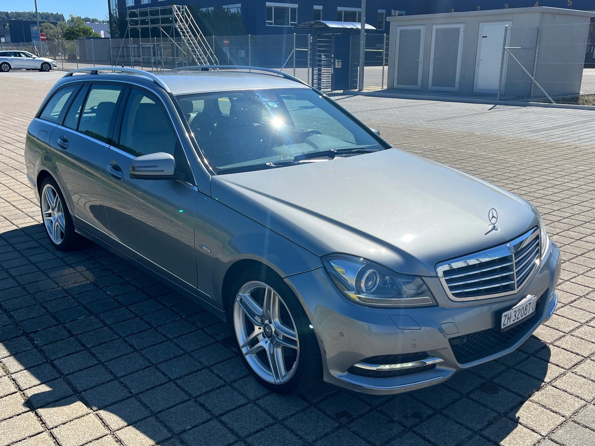 MERCEDES-BENZ C 250 CDI Avantgarde 4Matic 7G-Tronic-image-1