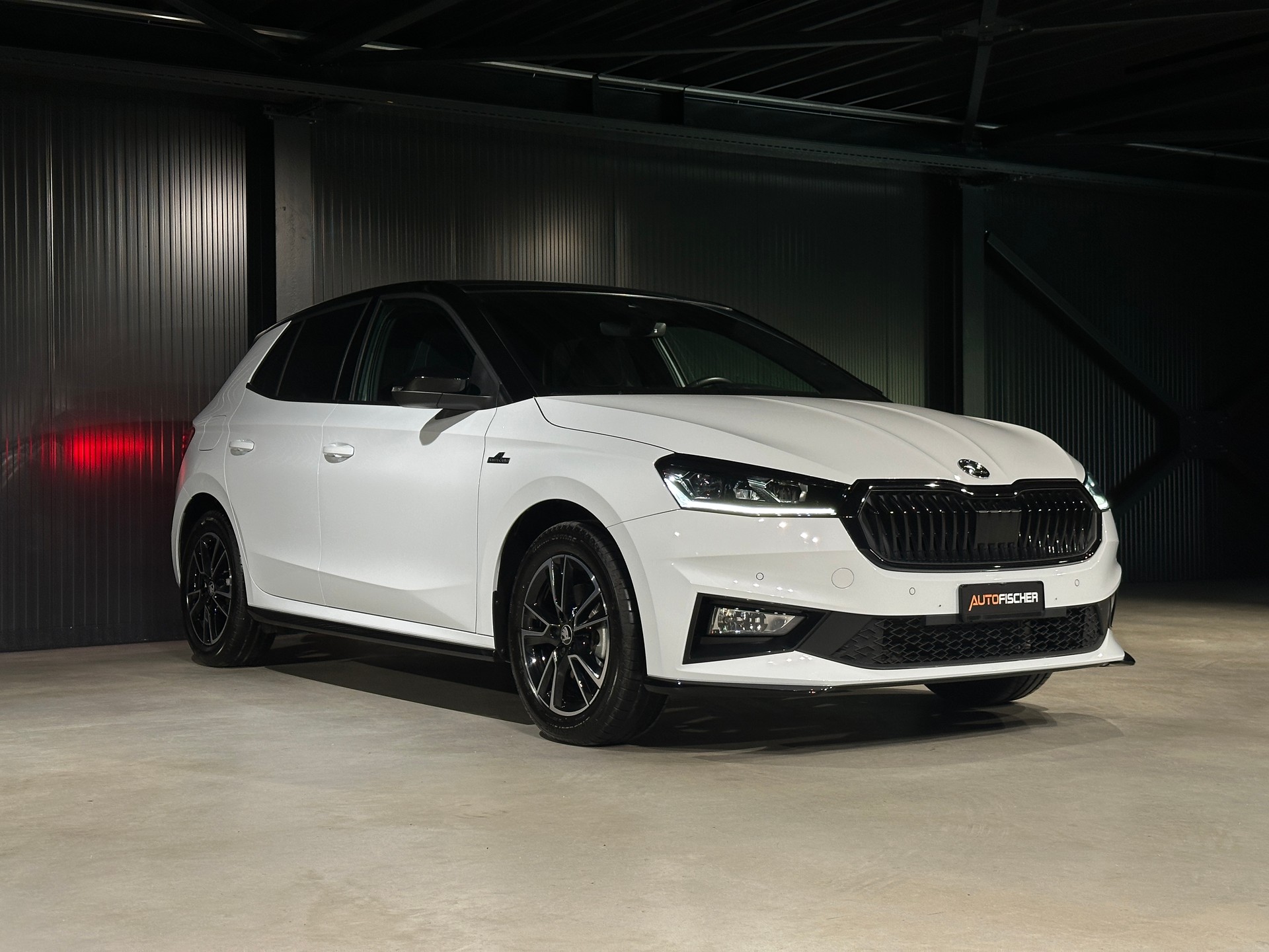 SKODA Fabia 1.0 TSI Monte Carlo DSG-image-4