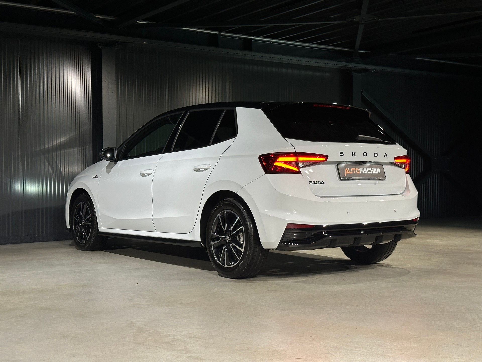 SKODA Fabia 1.0 TSI Monte Carlo DSG-image-7