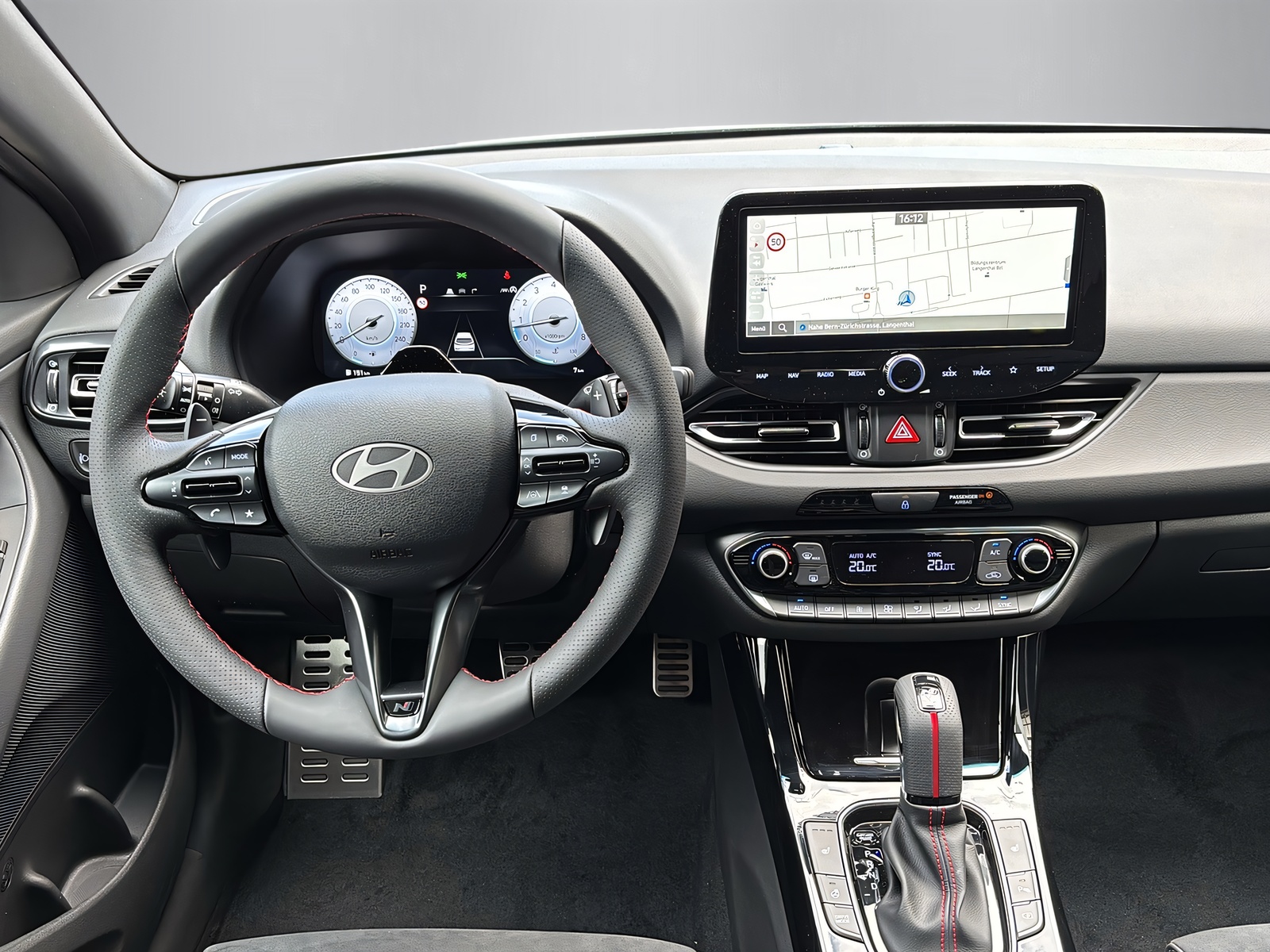 HYUNDAI i30 1.6 T-GDi N-Line-image-4