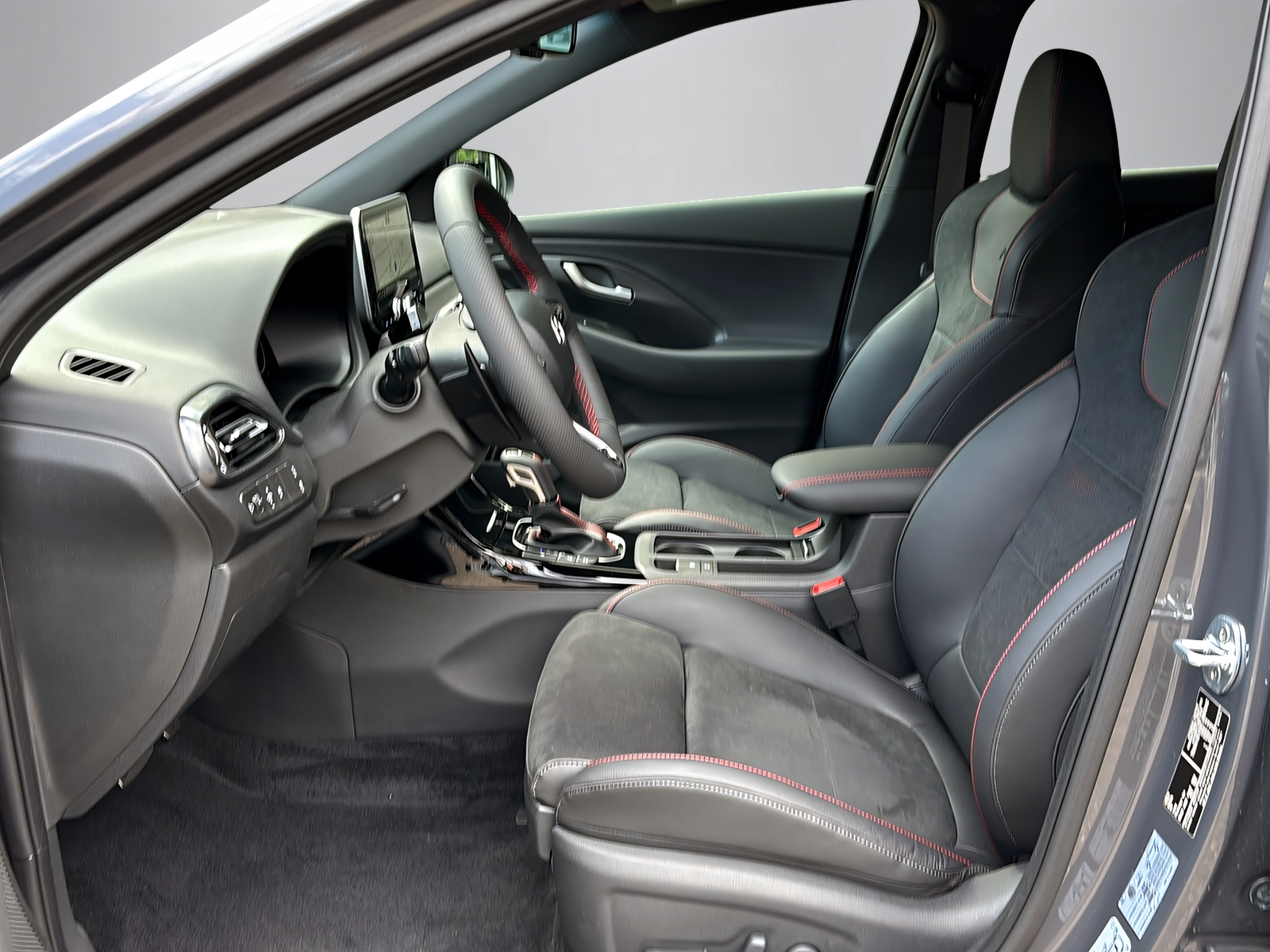 HYUNDAI i30 1.6 T-GDi N-Line-image-2