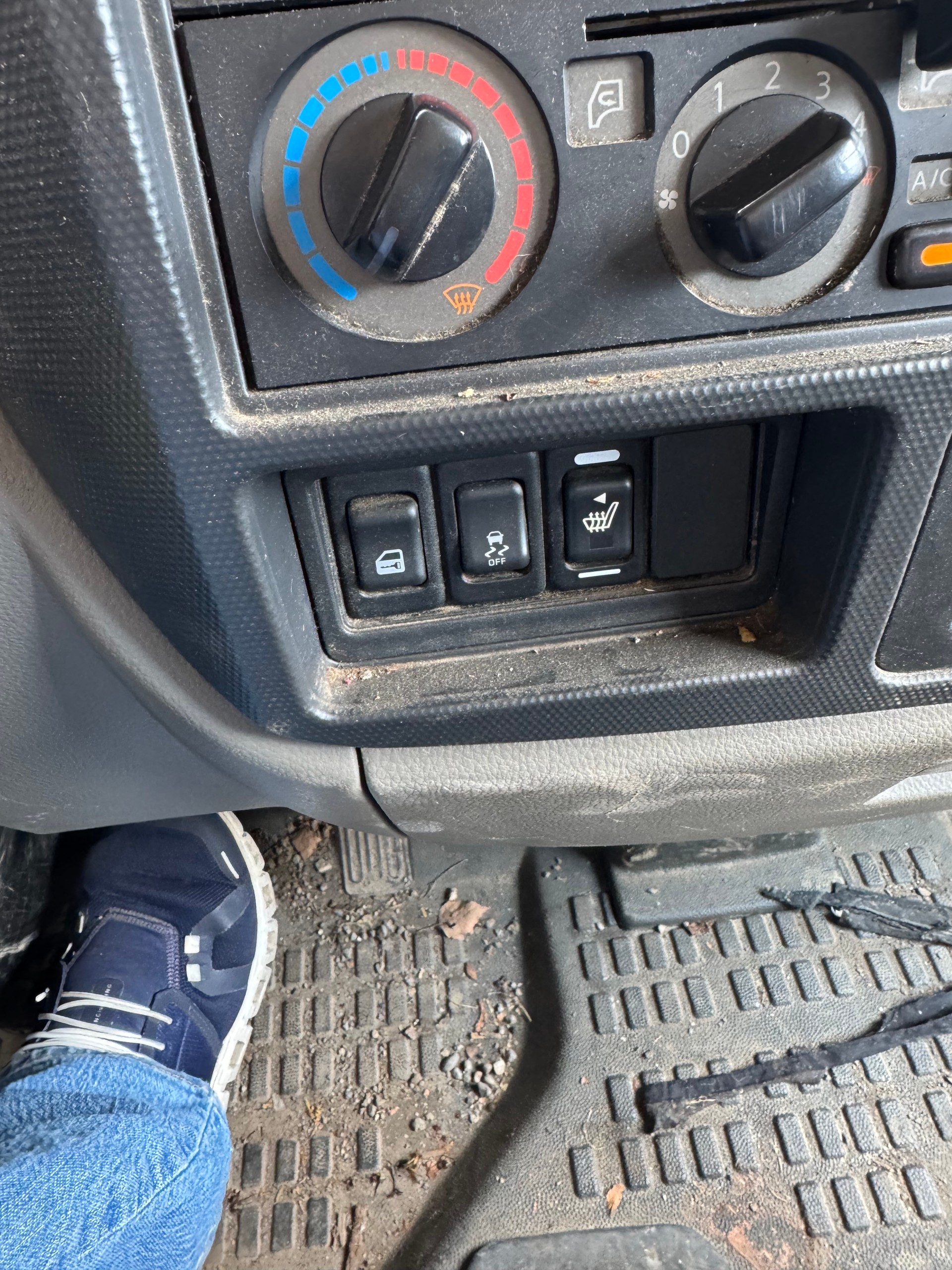 NISSAN NT400 Cabstar-image-18