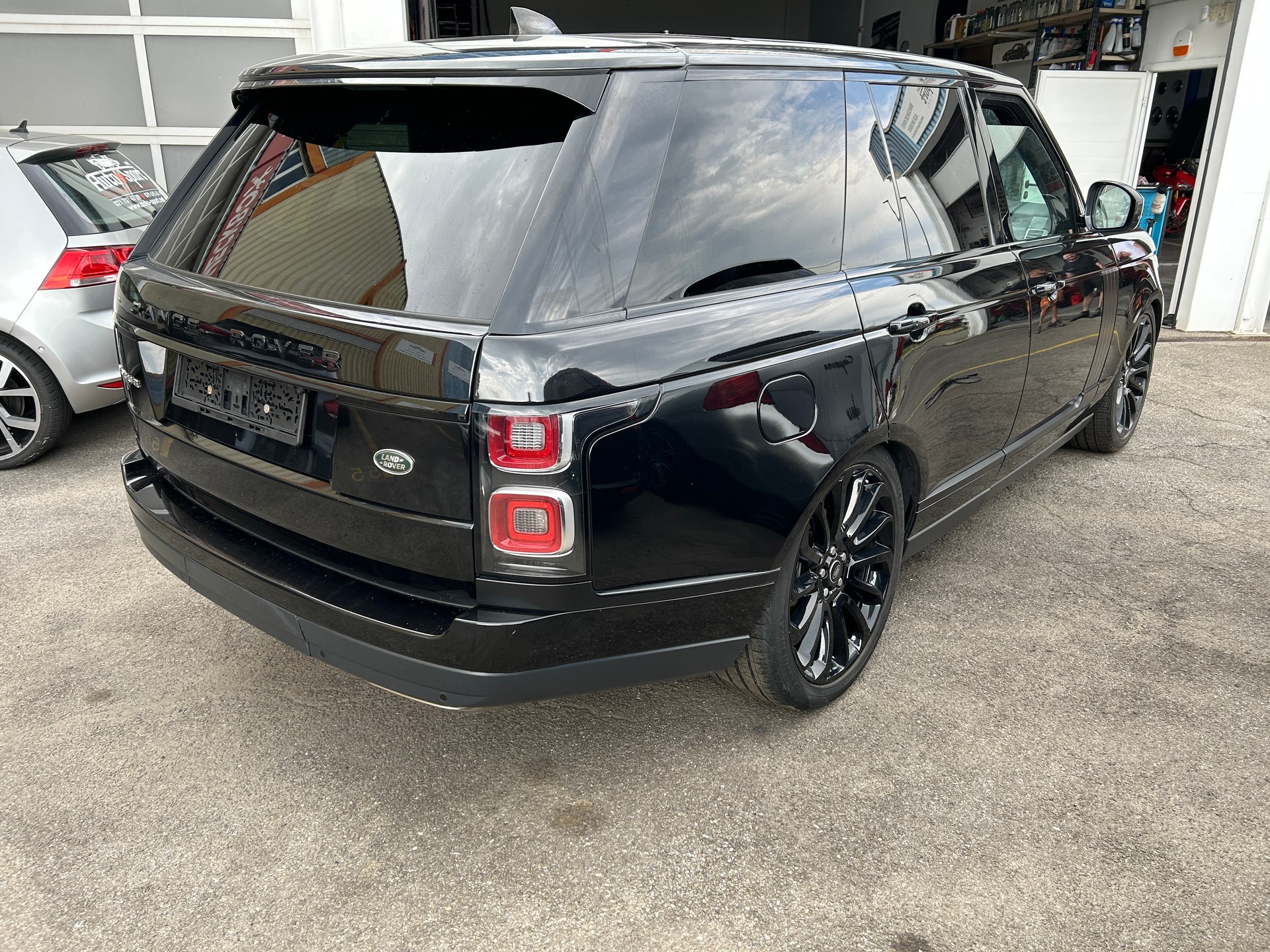 LAND ROVER Range Rover 3.0 SDV6 Vogue Automatic " MOTEUR BLOQUER " VENDU DANS L'ETAT Tél : 079 611 65 33-image-3