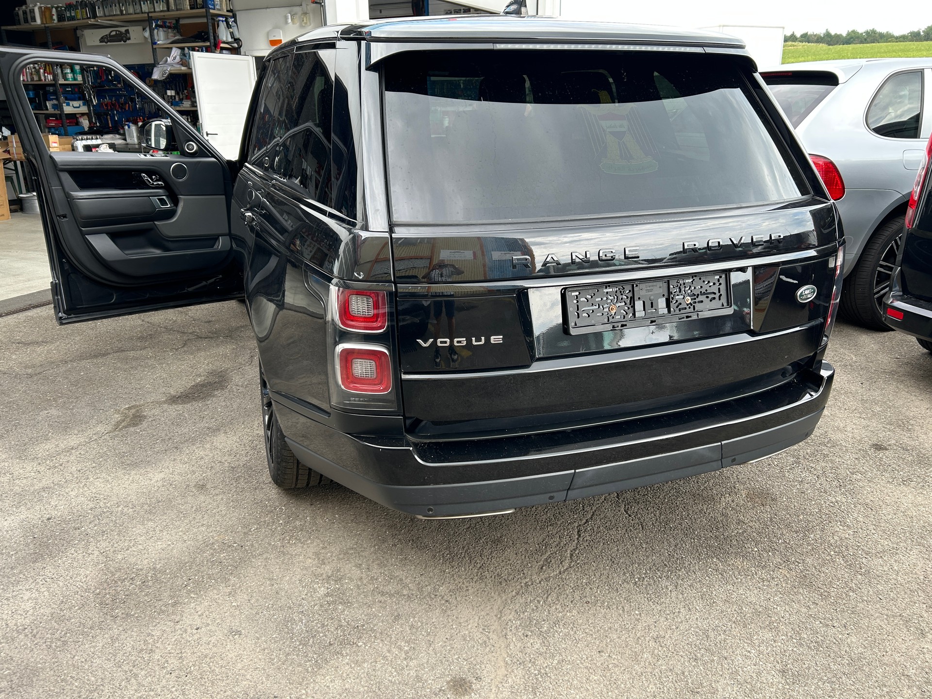 LAND ROVER Range Rover 3.0 SDV6 Vogue Automatic " MOTEUR BLOQUER " VENDU DANS L'ETAT Tél : 079 611 65 33-image-4