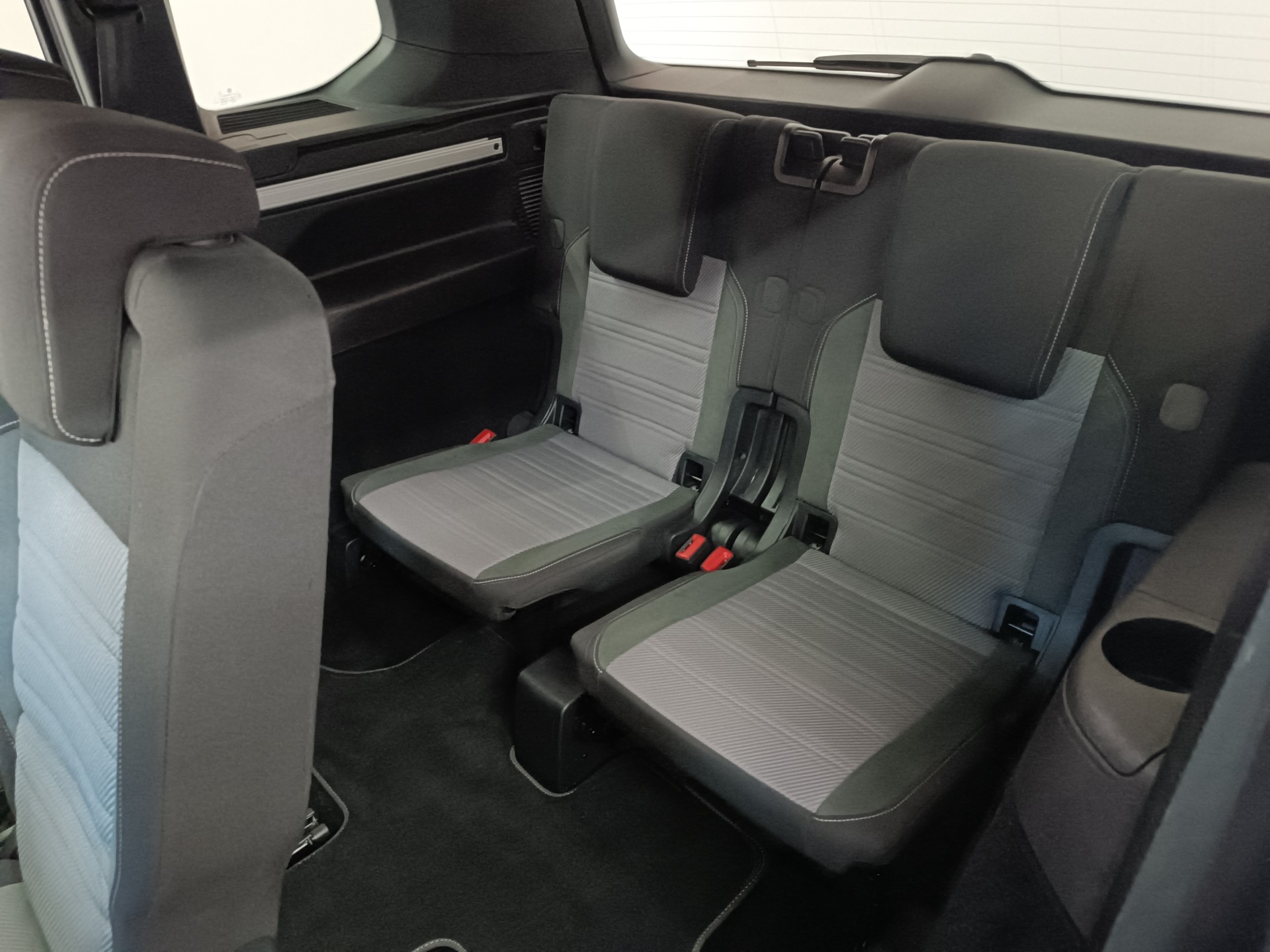 VW Touran 1.5 TSI EVO Highline DSG-image-13