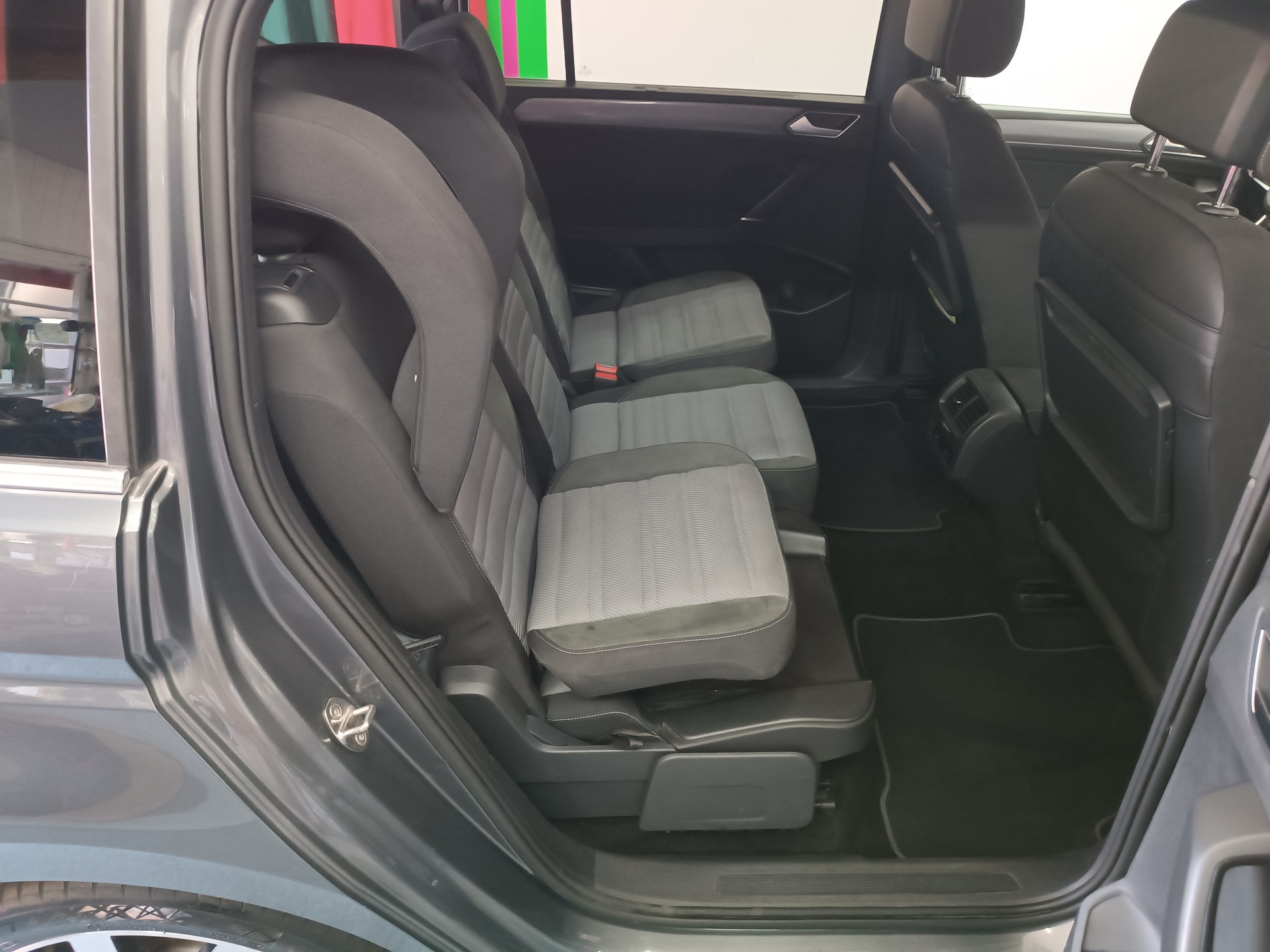 VW Touran 1.5 TSI EVO Highline DSG-image-12