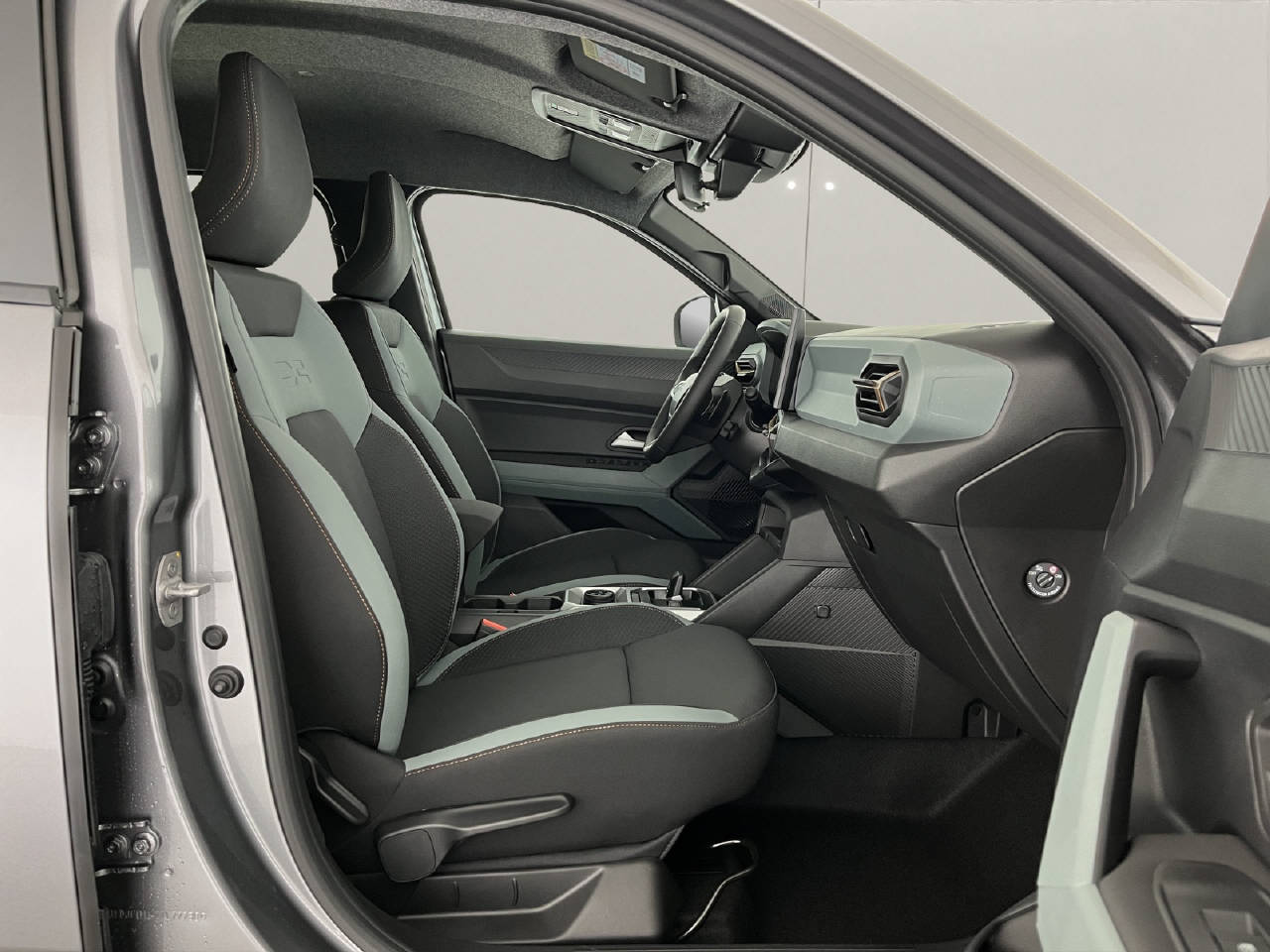 DACIA Duster 1.2 Hybrid Extreme 4WD-image-15