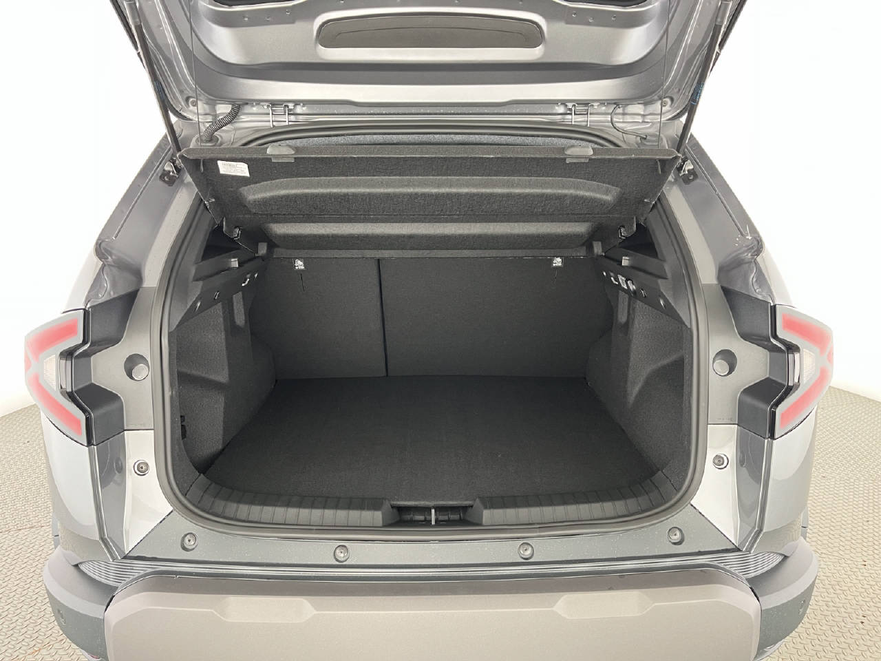 DACIA Duster 1.2 Hybrid Extreme 4WD-image-17