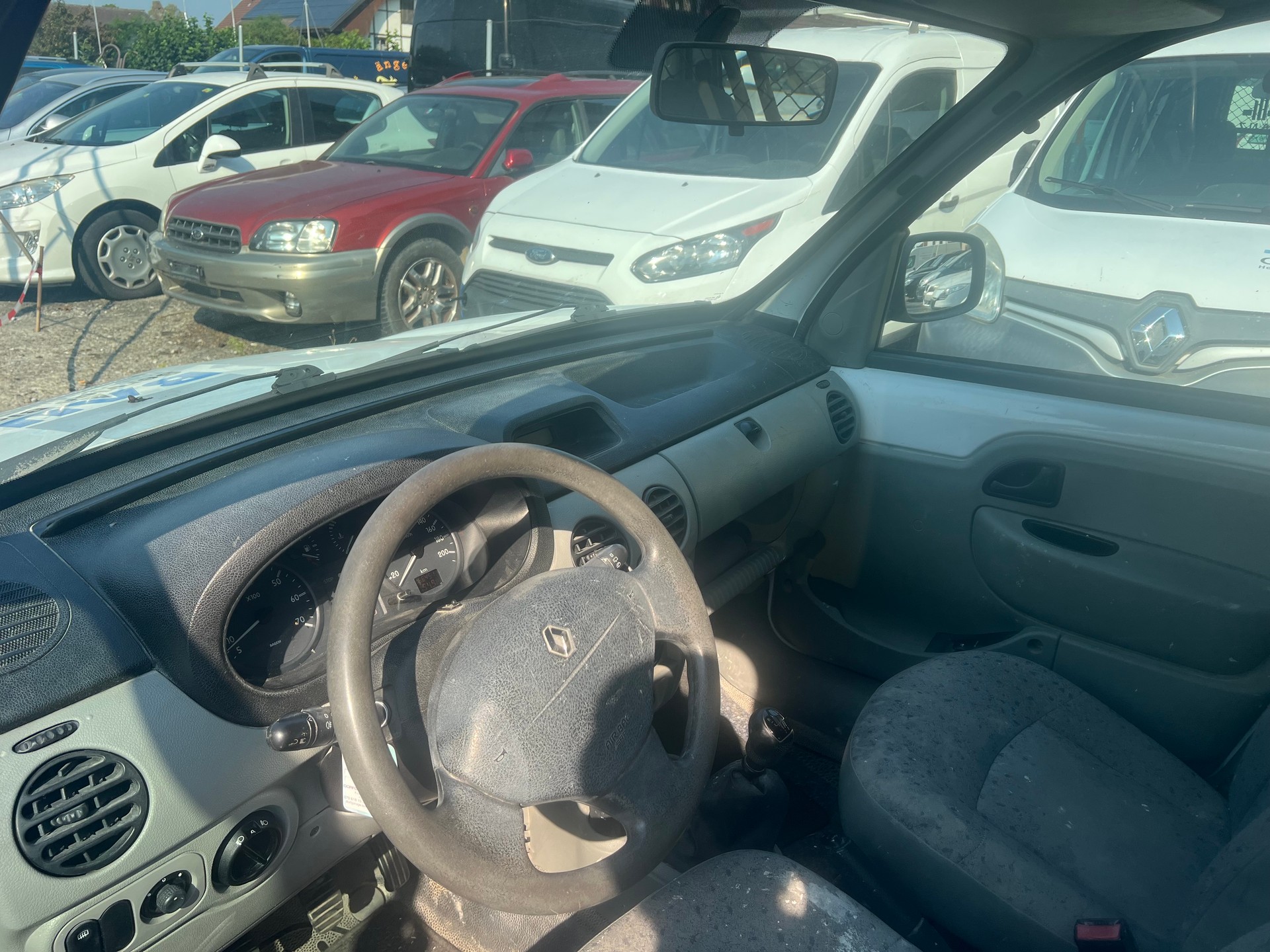 RENAULT Kangoo 1.5 dCi-image-5