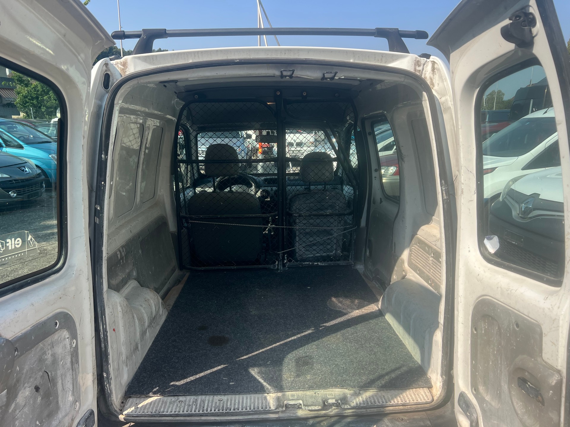 RENAULT Kangoo 1.5 dCi-image-4