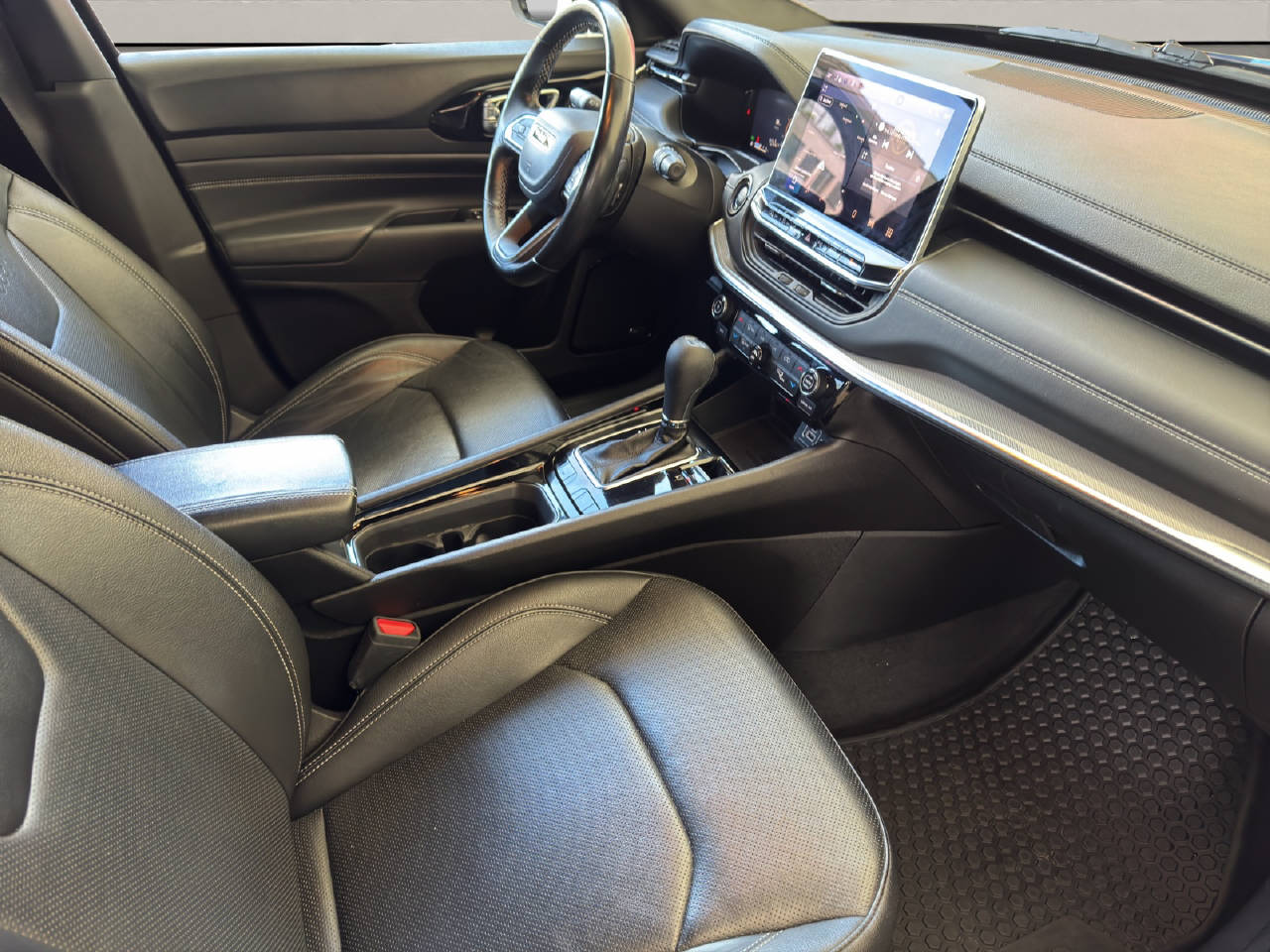 JEEP Compass 1.3 Turbo S 150PS-image-11