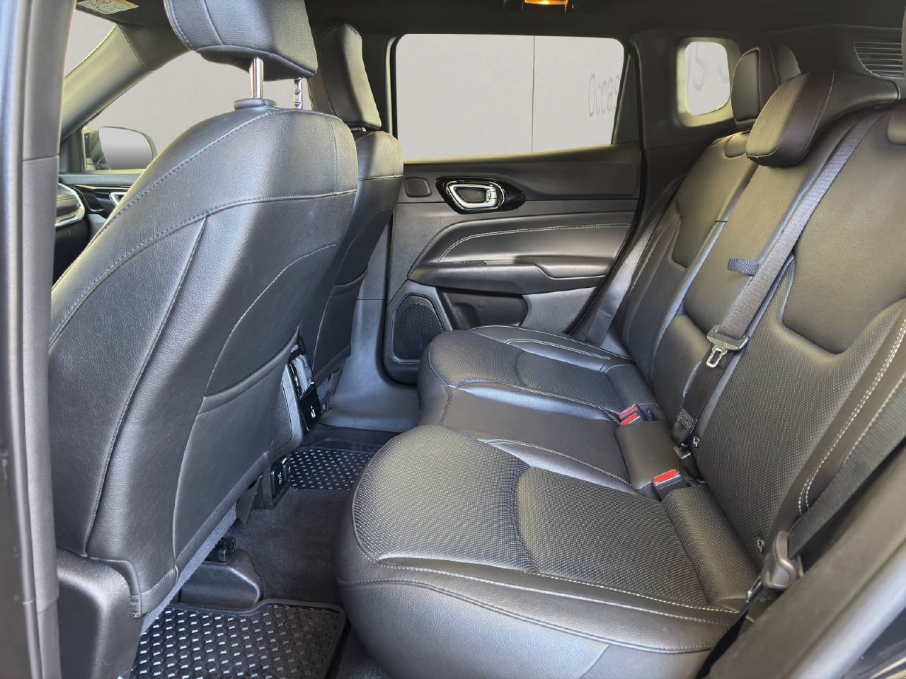 JEEP Compass 1.3 Turbo S 150PS-image-18