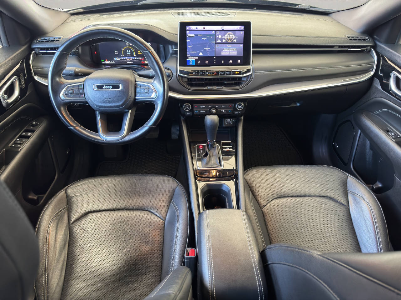 JEEP Compass 1.3 Turbo S 150PS-image-8