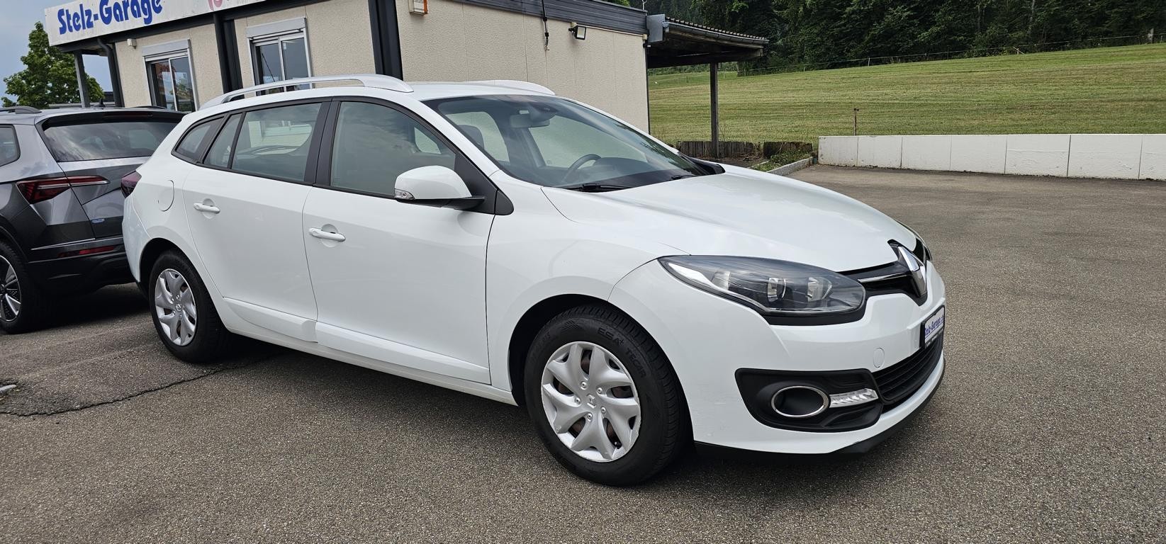 RENAULT Mégane Grandtour 1.5 dCi Expression EDC-image-0