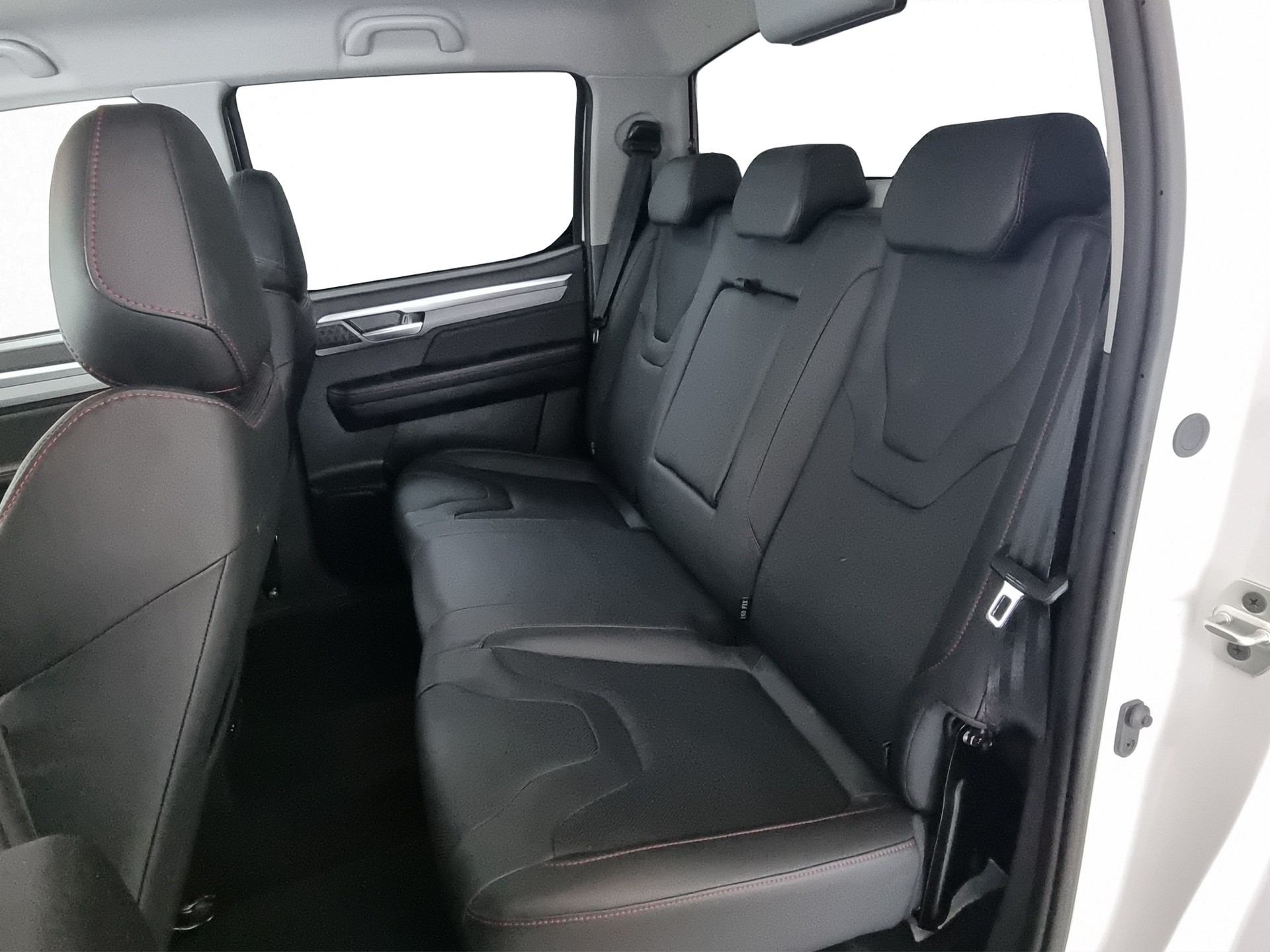 JAC T8 Pro 2.4l AWD Doppelkabine + AHK-image-6
