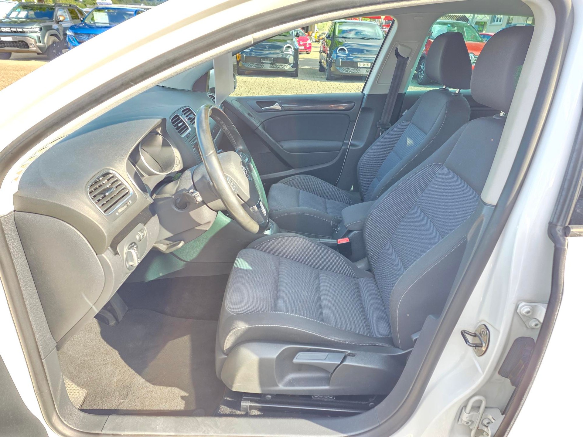 VW Golf VI 1.2 TSI BlueMT Team DSG-image-5