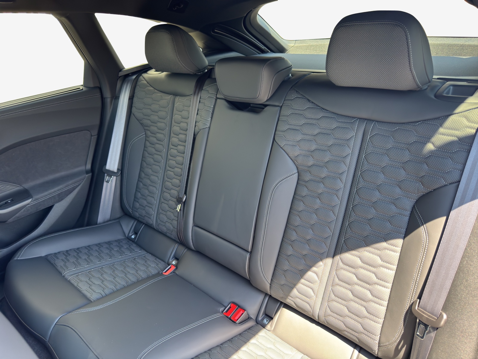 AUDI RS 5 Avant TFSI 470 kW Tiptronic quattro-image-11