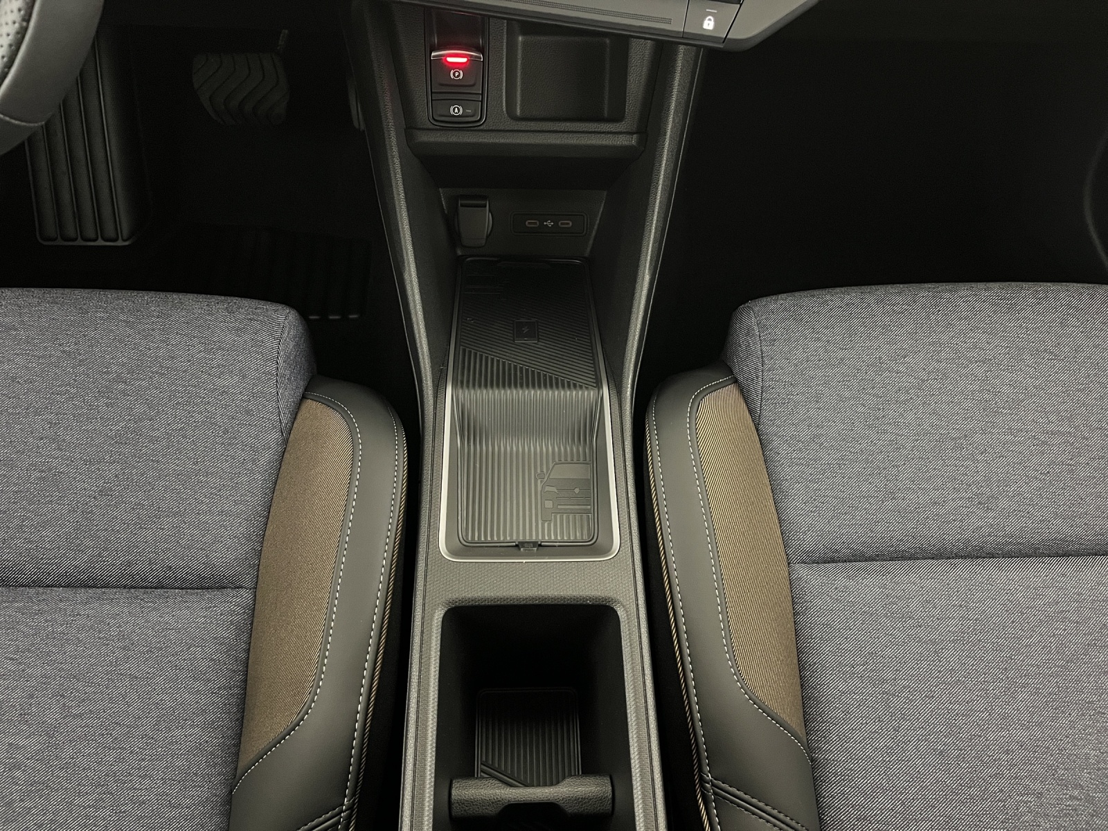 RENAULT R5 E-Tech Comfort Range techno-image-13