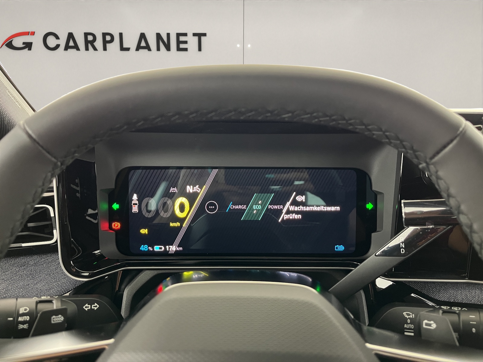RENAULT R5 E-Tech Comfort Range techno-image-10
