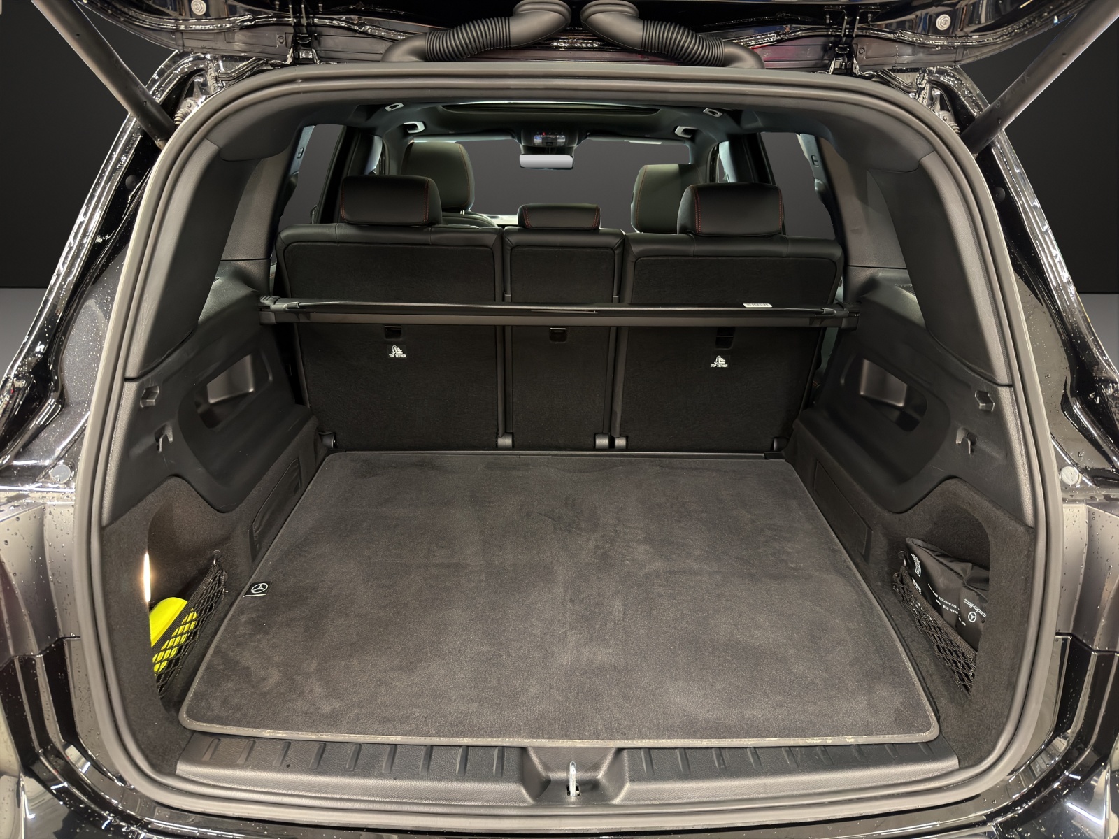 MERCEDES-BENZ EQB 350 66,5 kWh 4Matic Swiss Star-image-13