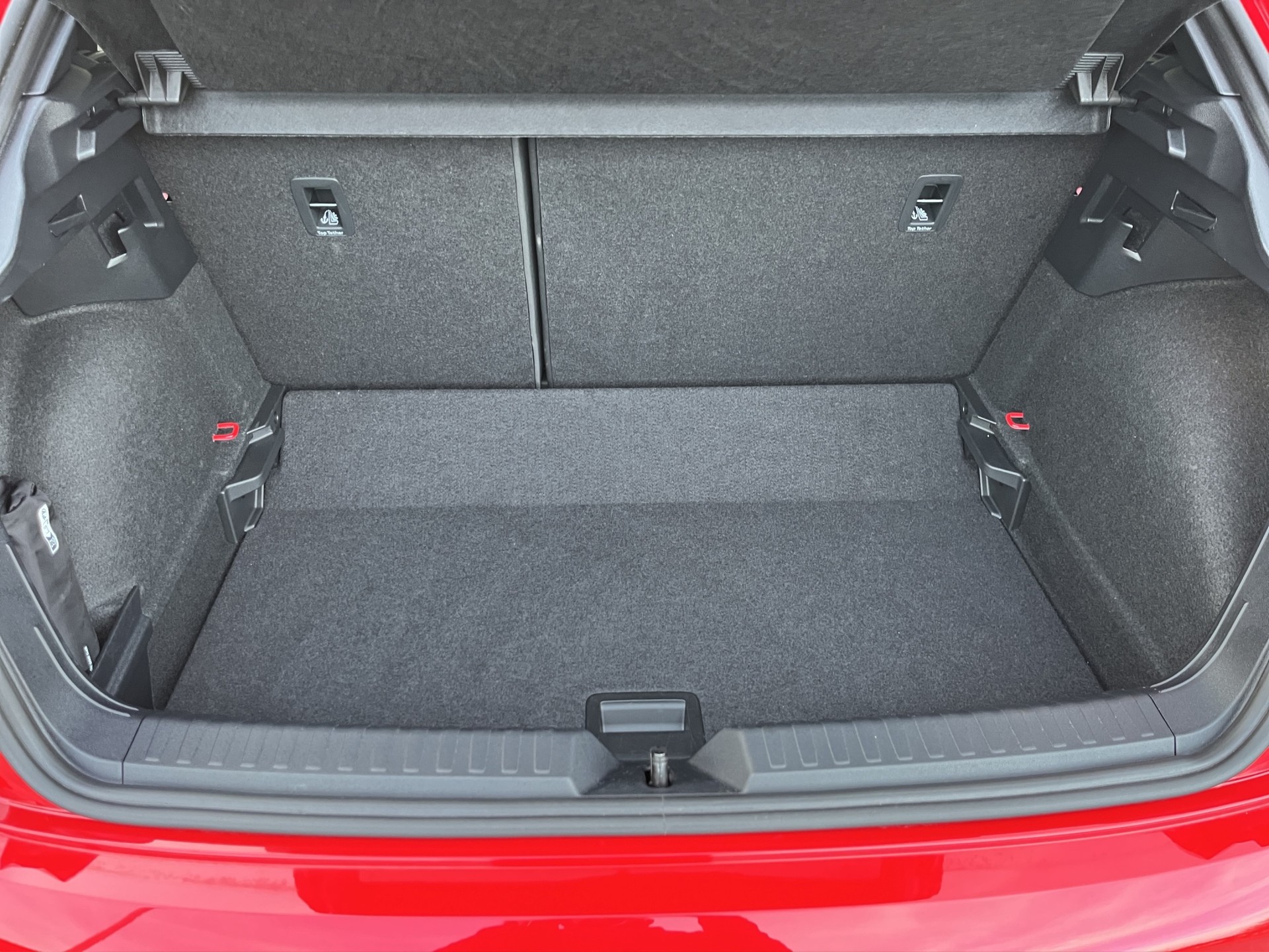 AUDI A1 Sportback 40 TFSI S Line S-tronic*Red/Black, (5-Jahre Garantie)-image-15