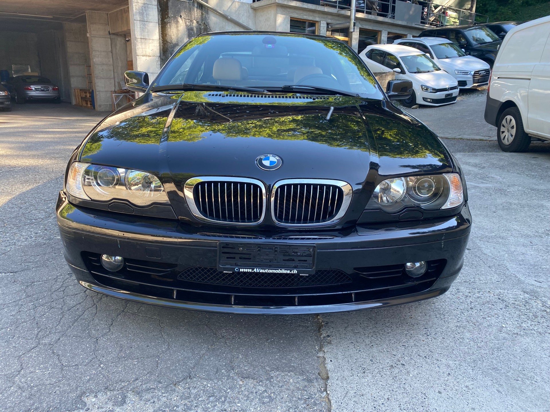 BMW 328i coupé-image-0