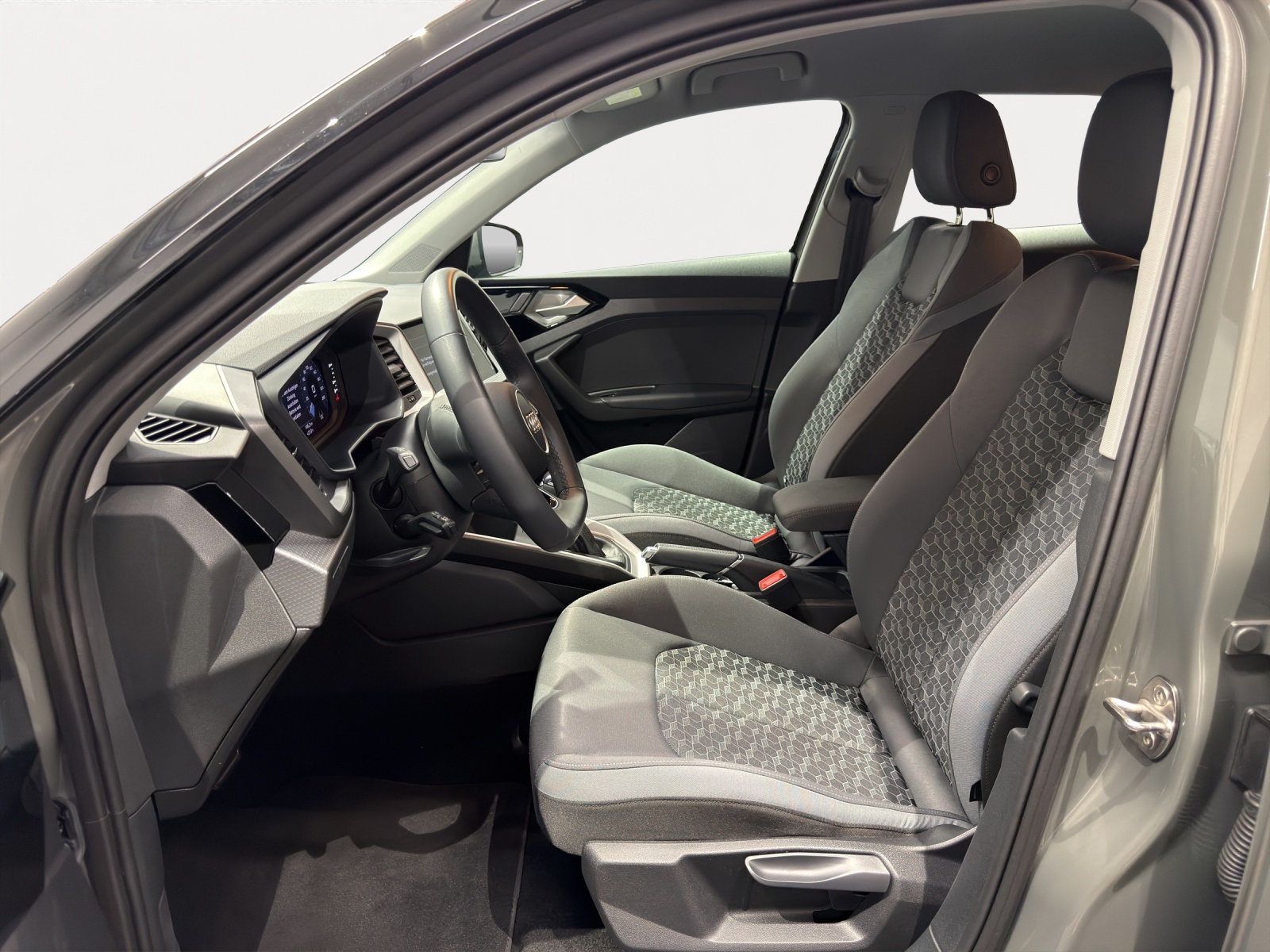 AUDI A1 allstreet 35 TFSI-image-4