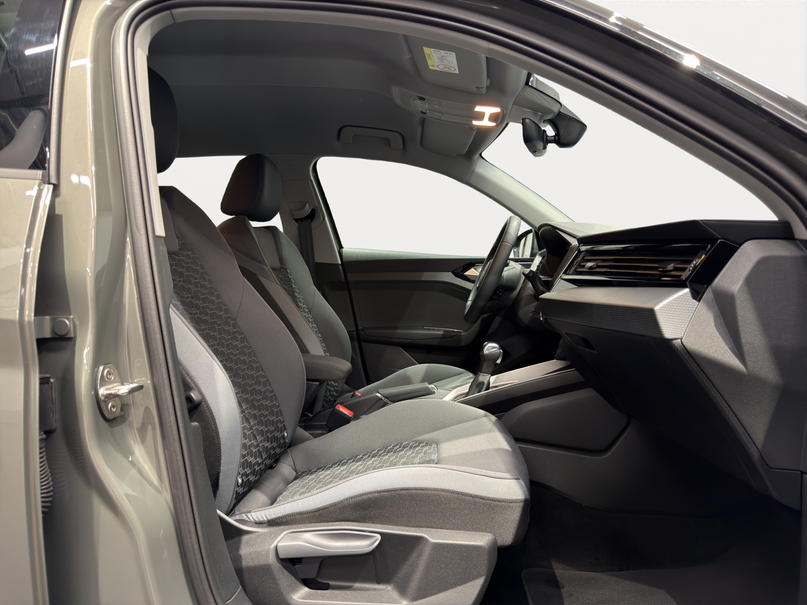 AUDI A1 allstreet 35 TFSI-image-6