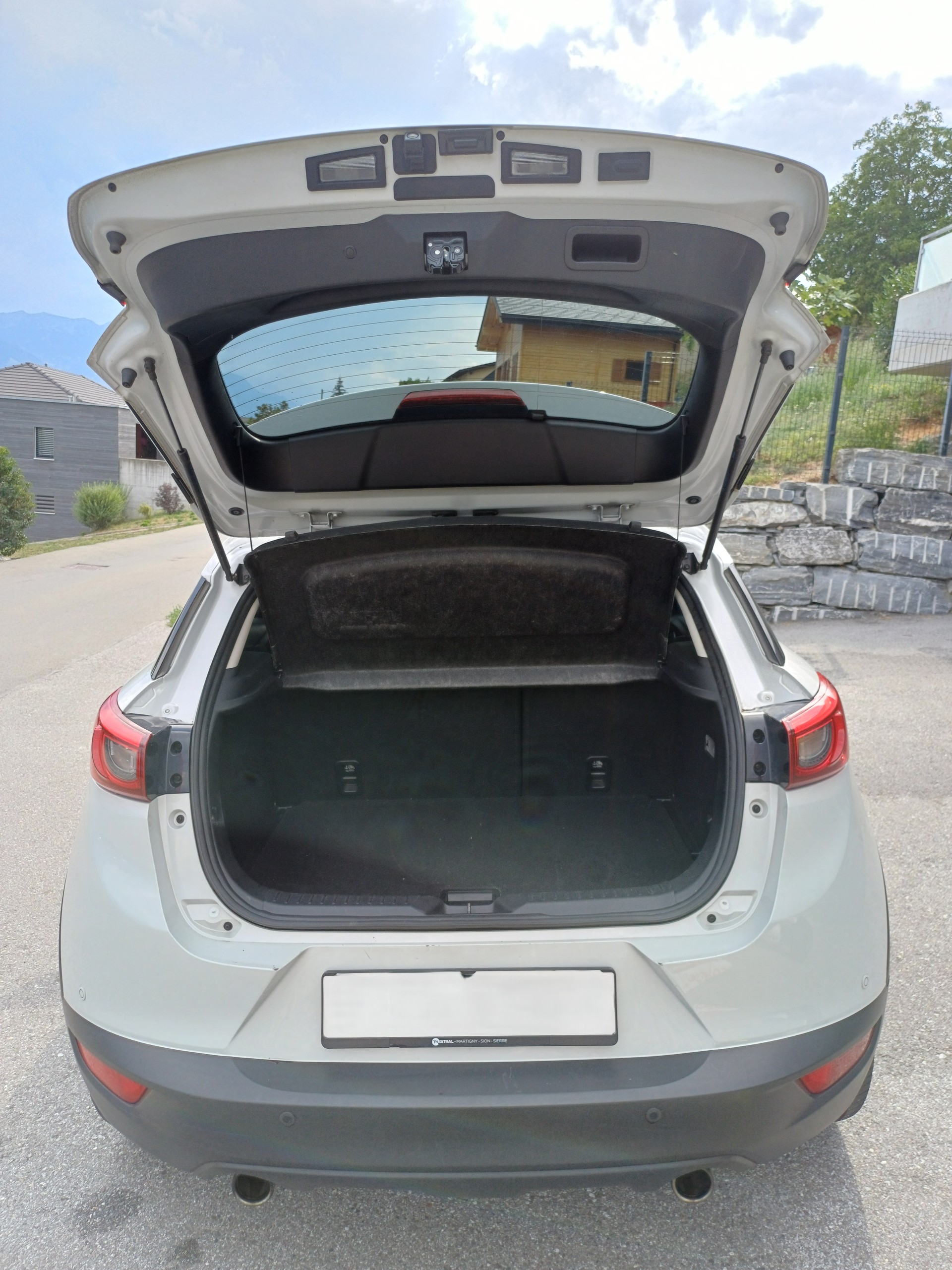 MAZDA 2.0 Revolution AWD-image-5