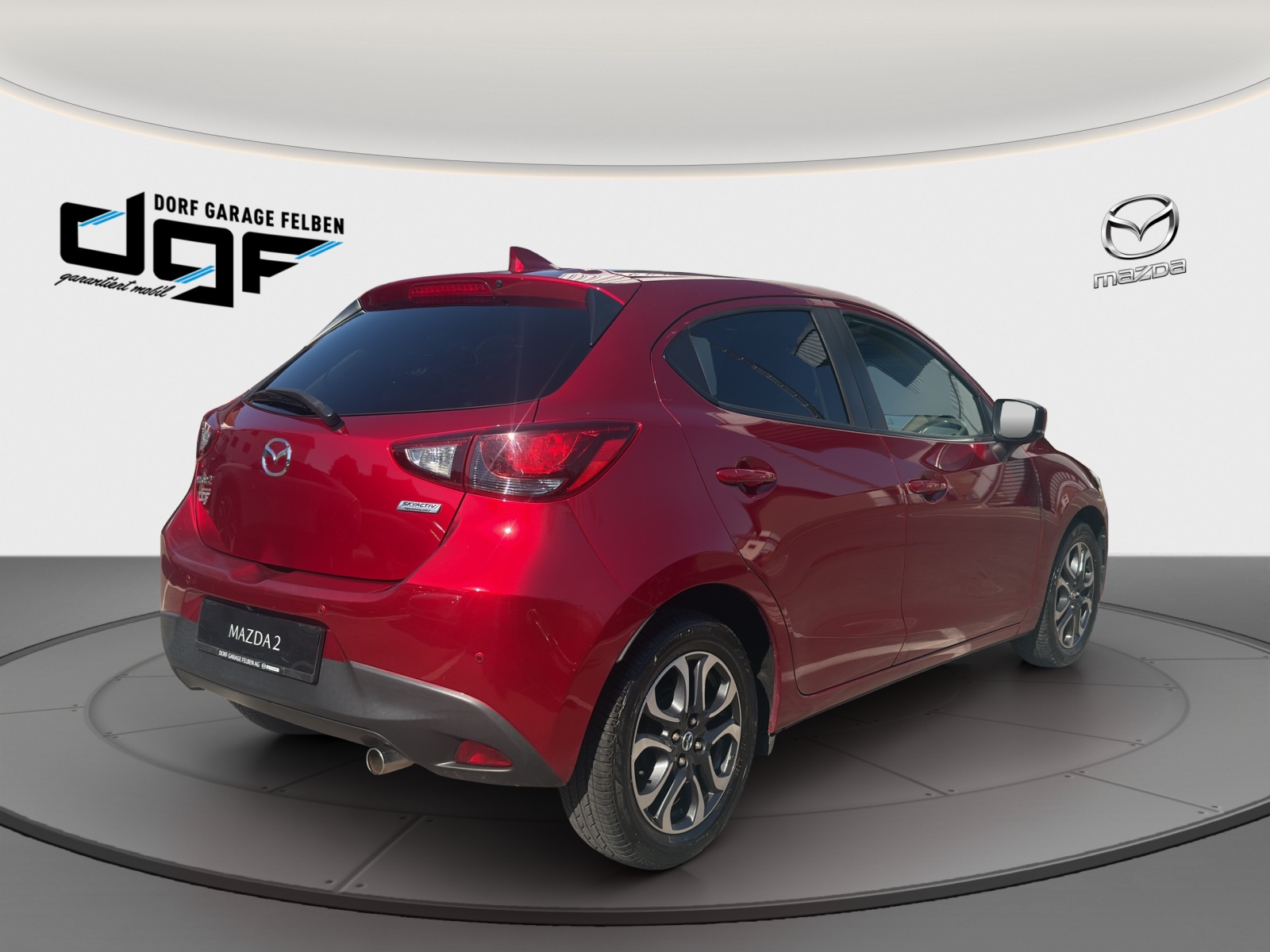 MAZDA 2 1.5 90 Revolution-image-4