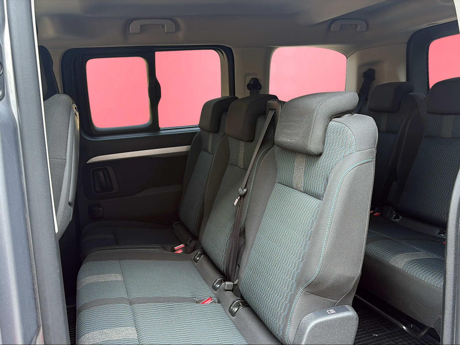 PEUGEOT Traveller Compact 2.0 BlueHDi 140 Active S/S-image-6