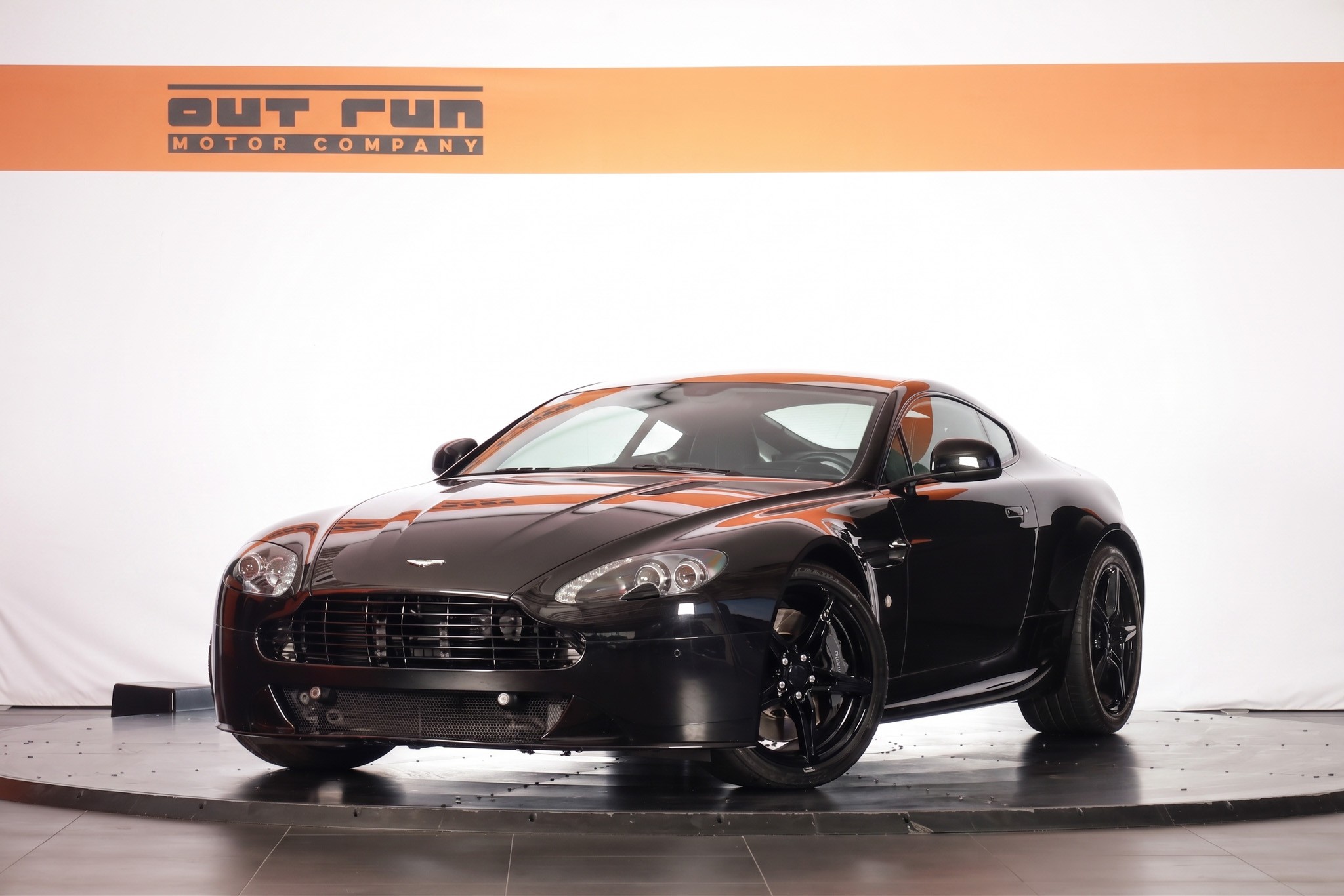 Aston Martin V8 Vantage 4.7